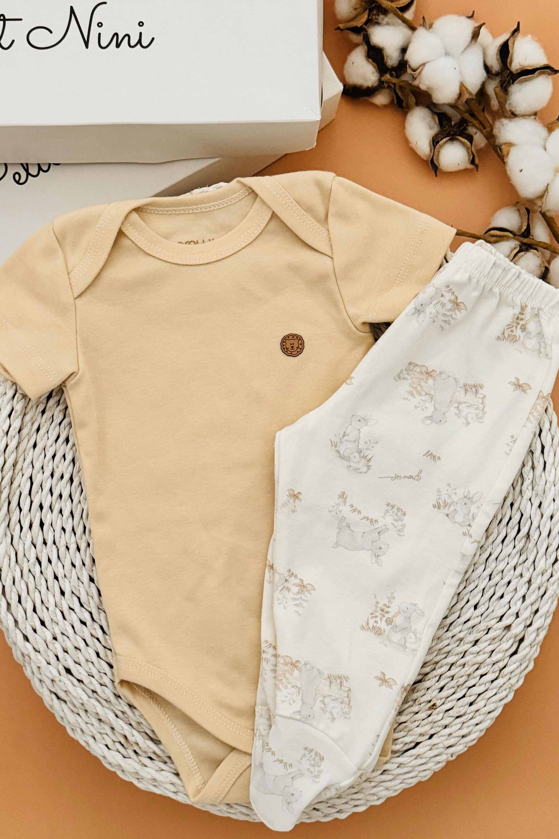 Conjunto Body e Culote Estampa Coelhos — foto 2