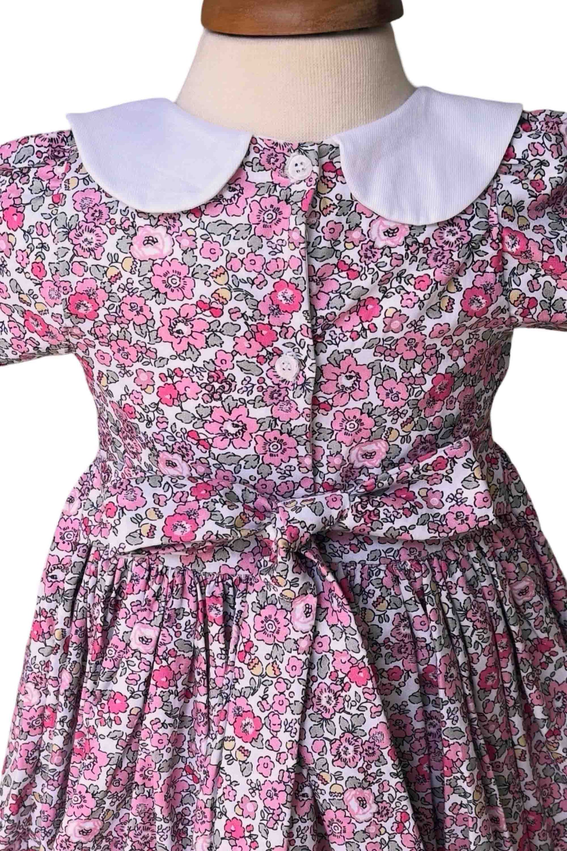 Vestido Casinha de Abelha Floral Liberty