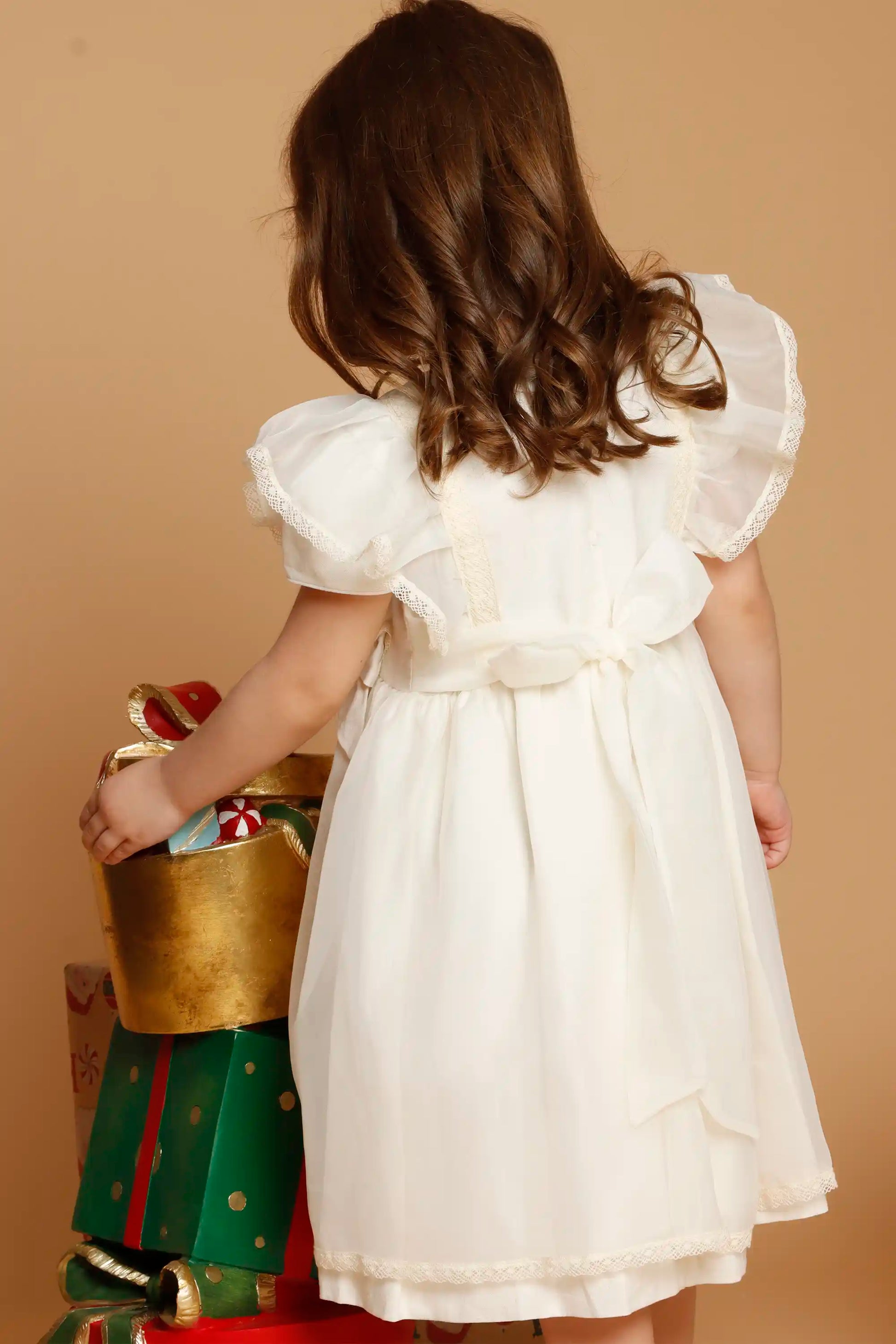 Vestido Infantil Voal Renda Bege — foto 4