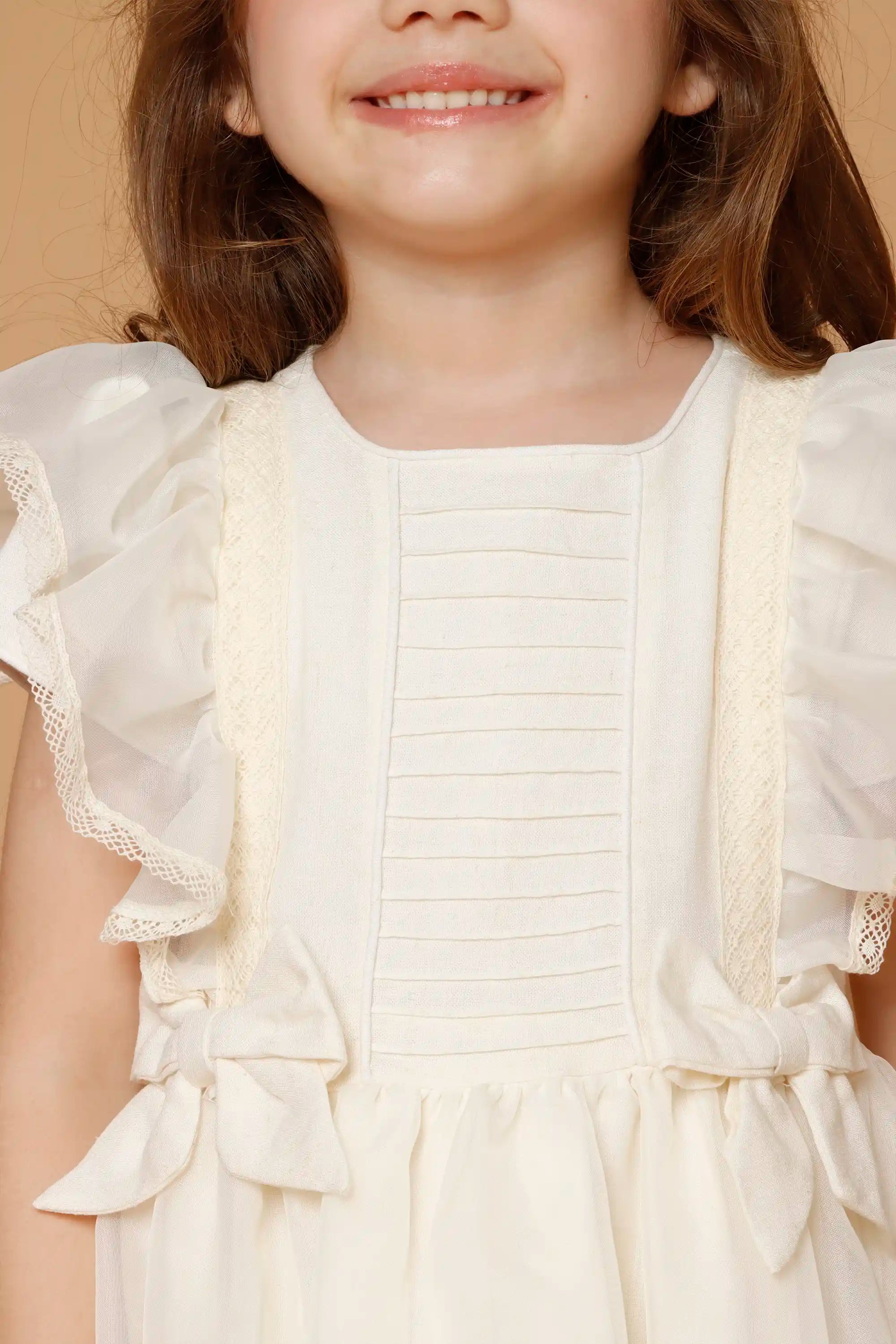 Vestido Infantil Voal Renda Bege — foto 2