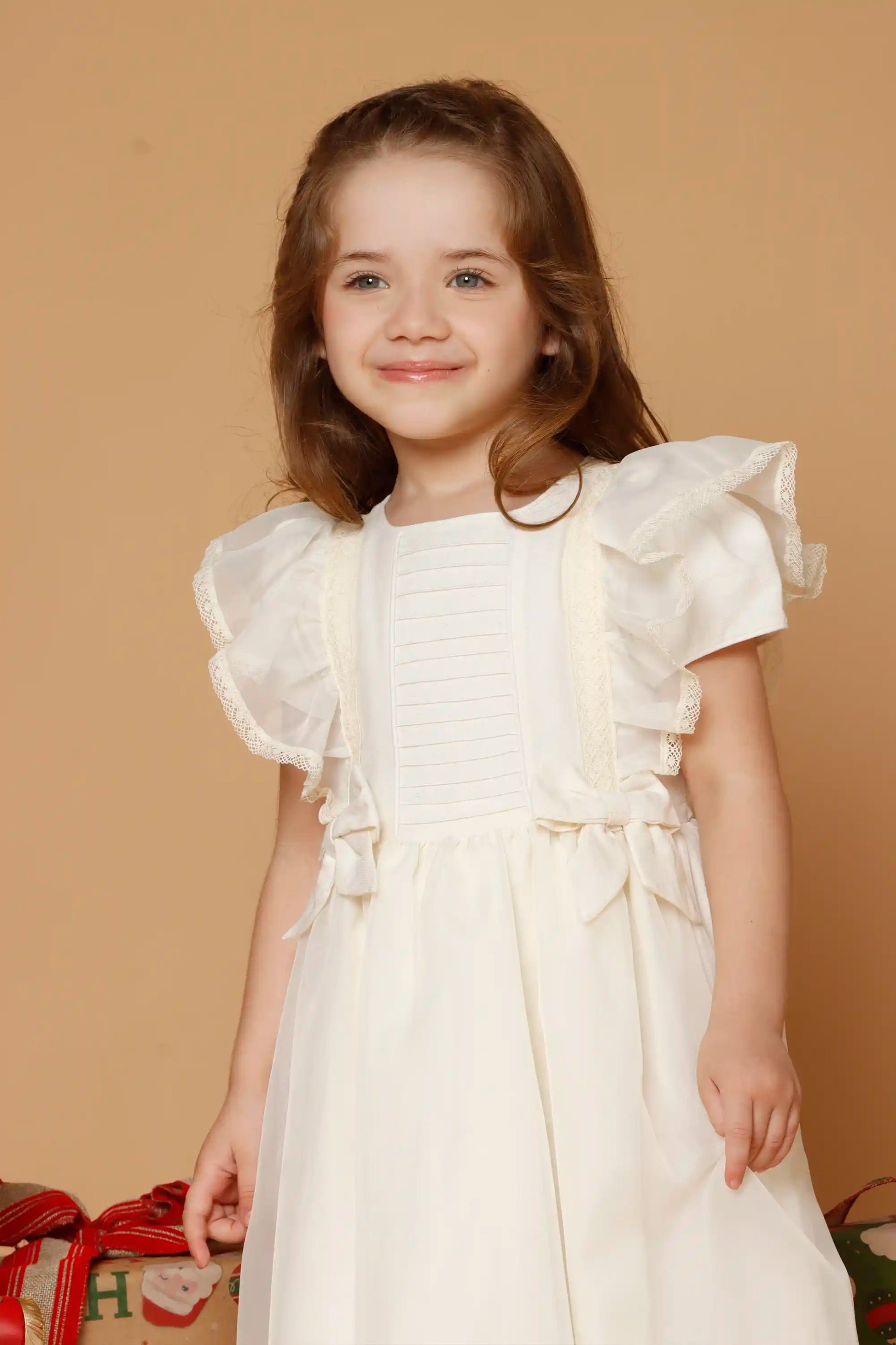 Vestido Infantil Voal Renda Bege — foto 3