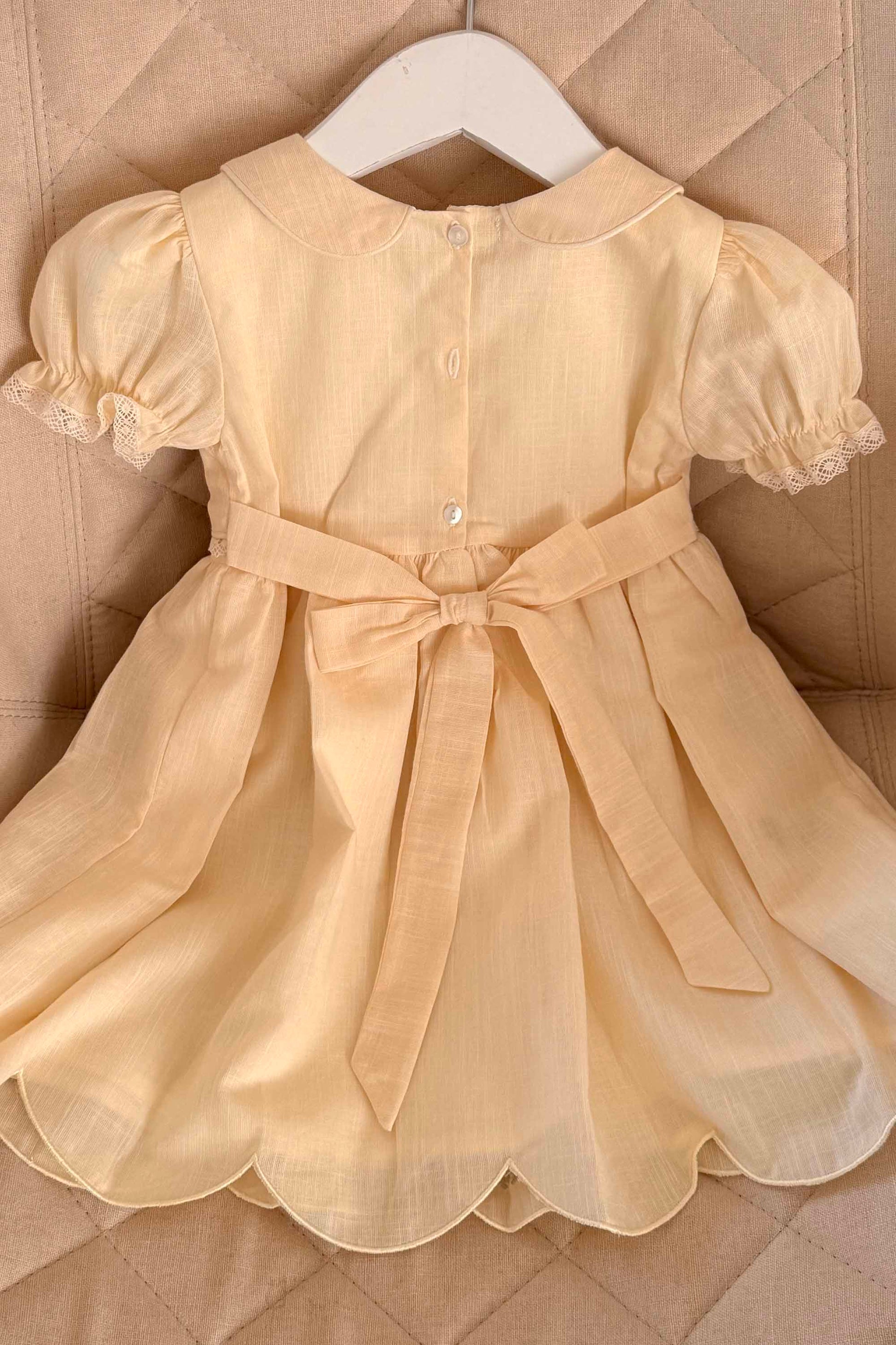 Vestido Infantil em Linho Festone Amarelo