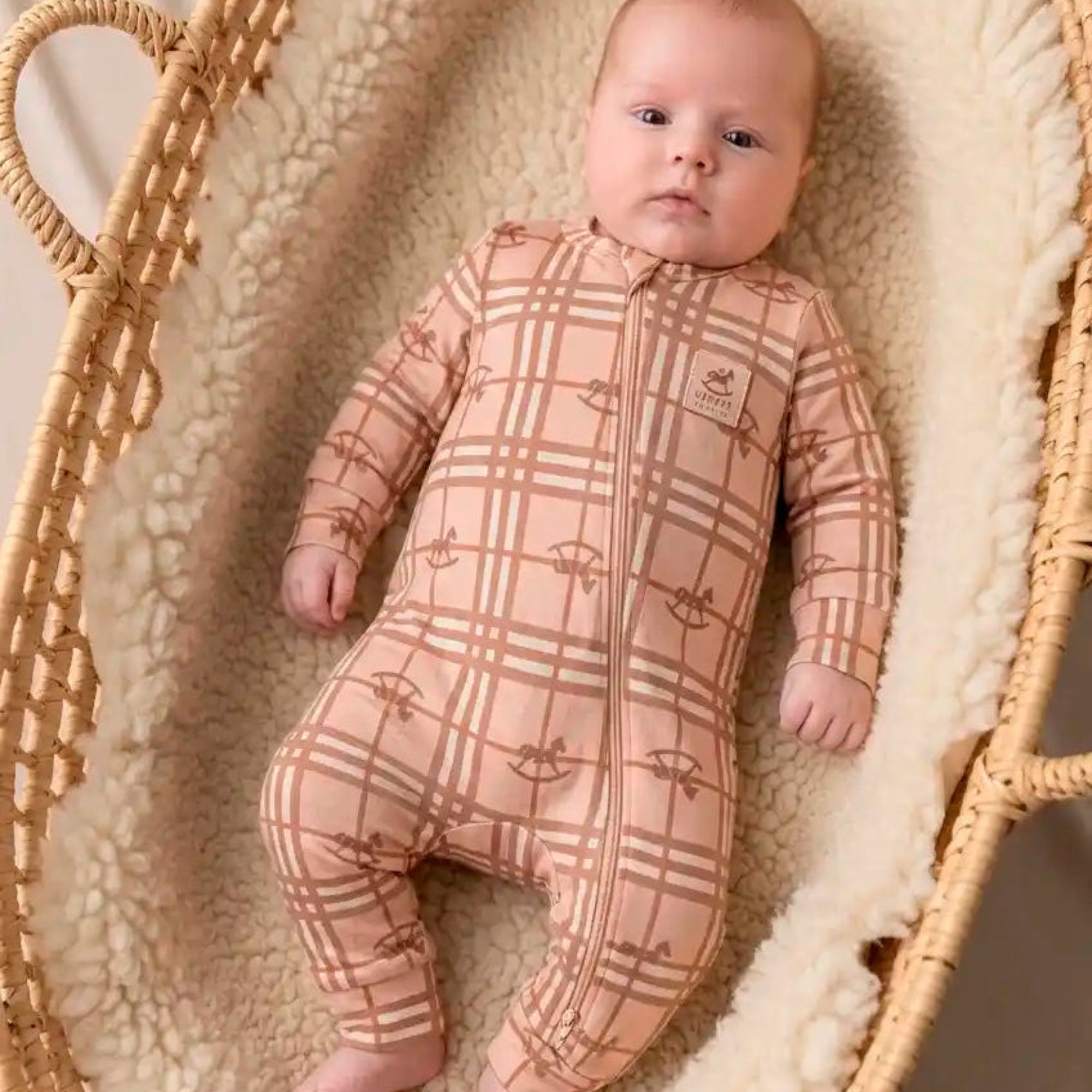 Macacão Longo de Bebê em Thermosoft Estampa Xadrez — foto 1