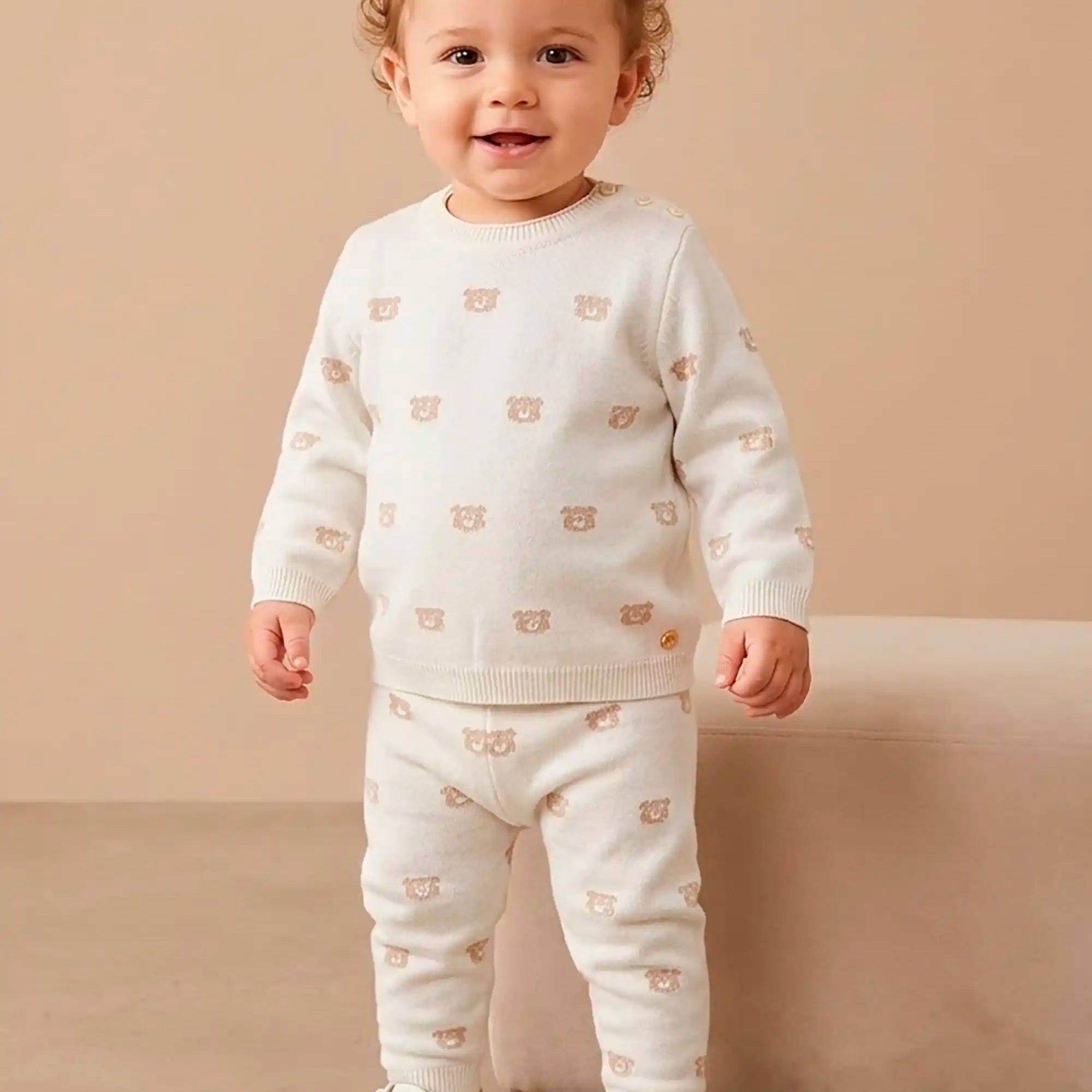 Conjunto Infantil em Tricô Premium Ursinhos Blusa e Calça Off White — foto 1
