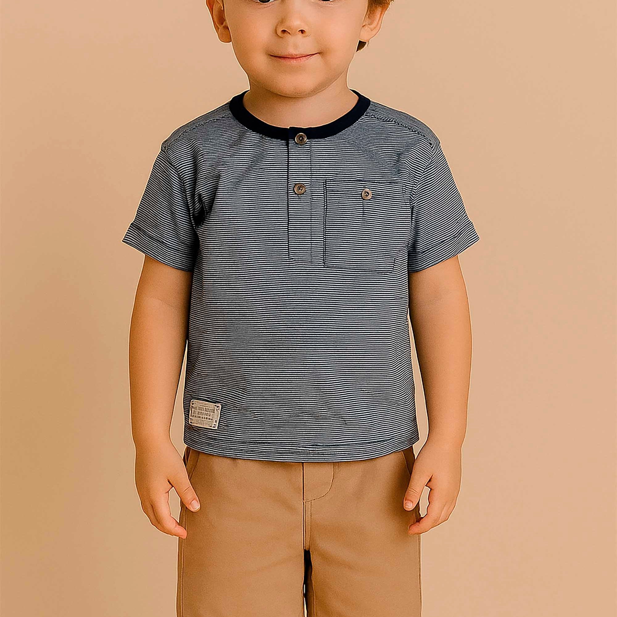 Conjunto Infantil Masculino com Camiseta Blend e Bermuda em Sarja Cáqui — foto 1