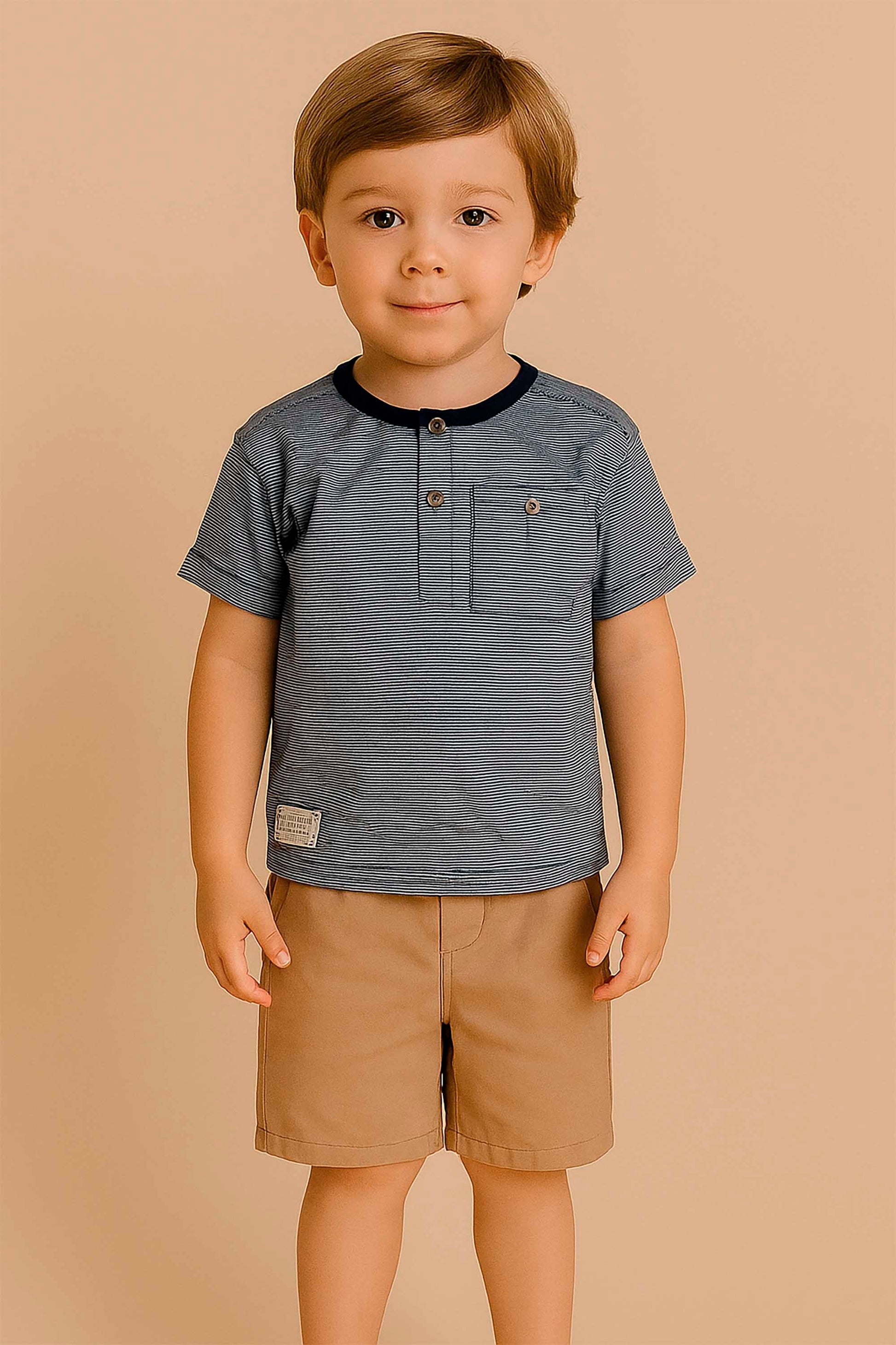 Conjunto Infantil Masculino com Camiseta Blend e Bermuda em Sarja Cáqui — foto 1