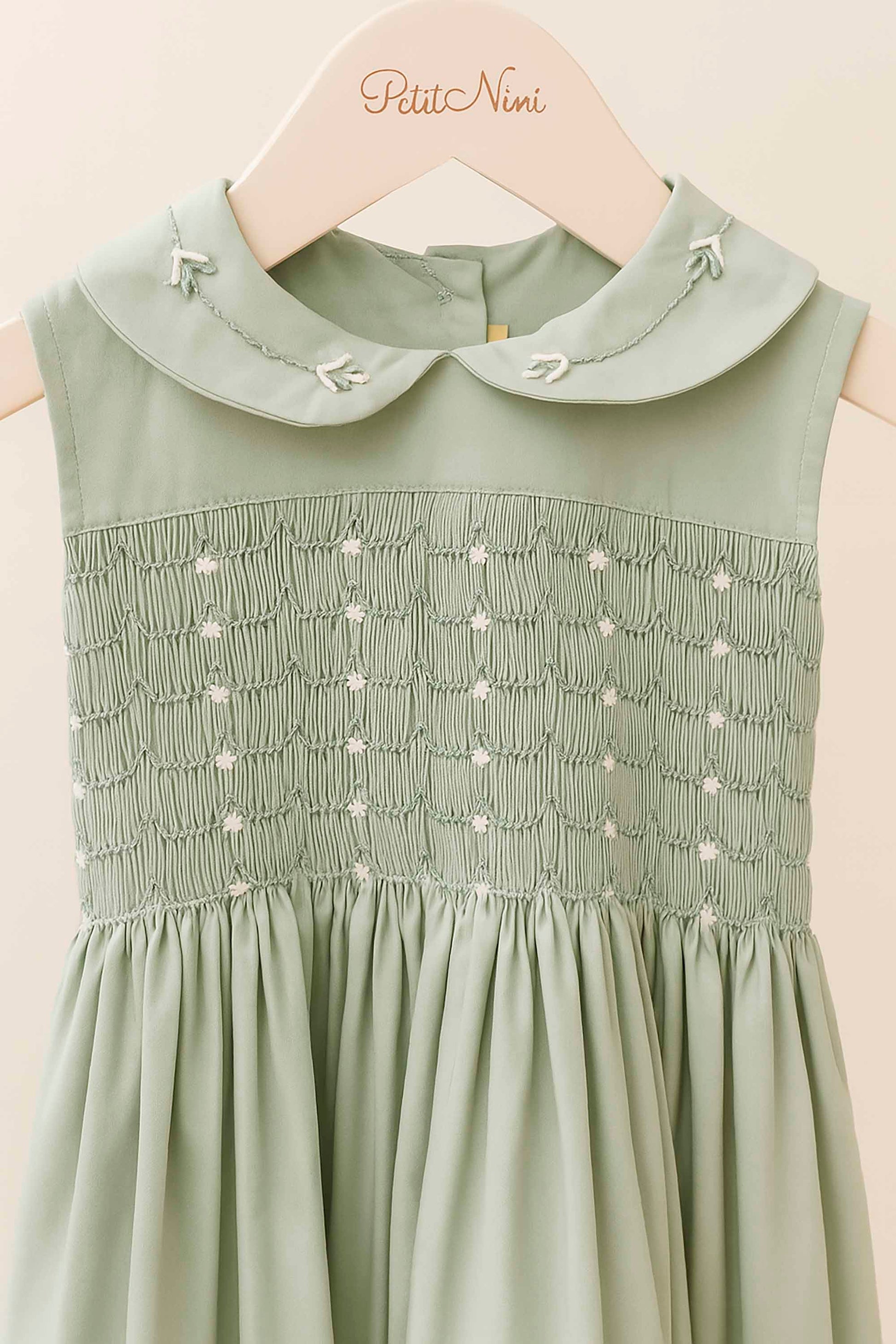 Vestido Casinha de Abelha Verde — foto 3