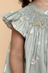 Vestido Bebê Russinho Ponto Smock Patinhos Exclusivo Petit Nini — foto 2