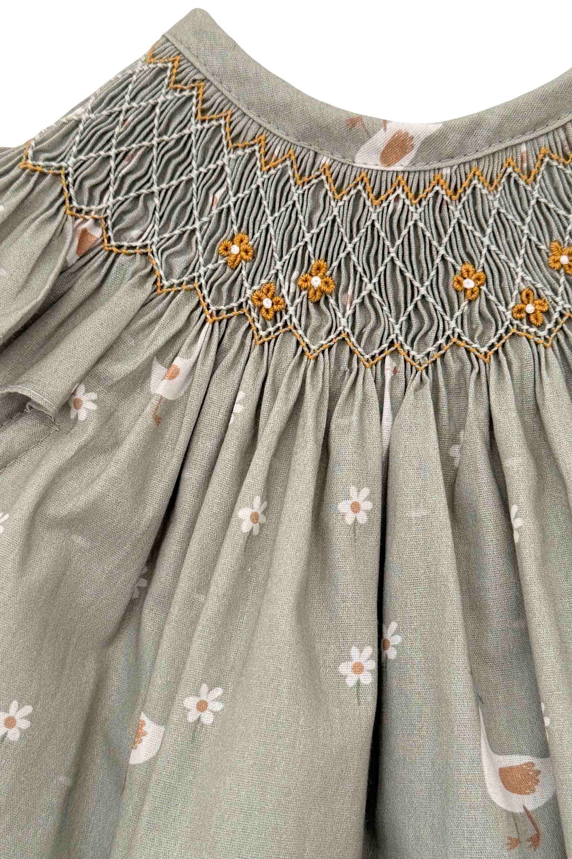Vestido Bebê Russinho Ponto Smock Patinhos Exclusivo Petit Nini