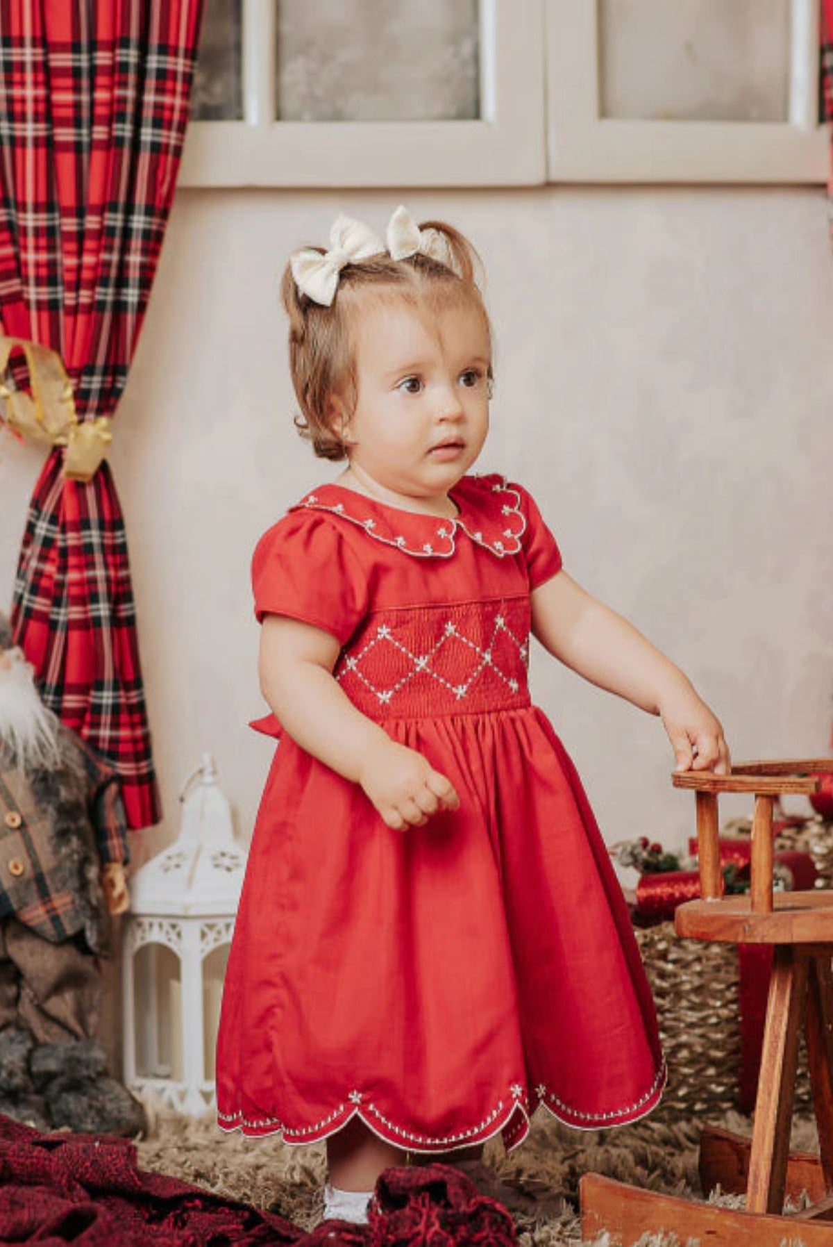 Vestido Casinha de Abelha Gola Festonê Vermelho