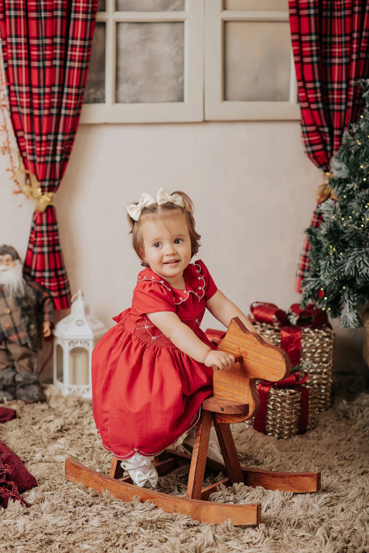 Vestido Casinha de Abelha Gola Festonê Vermelho