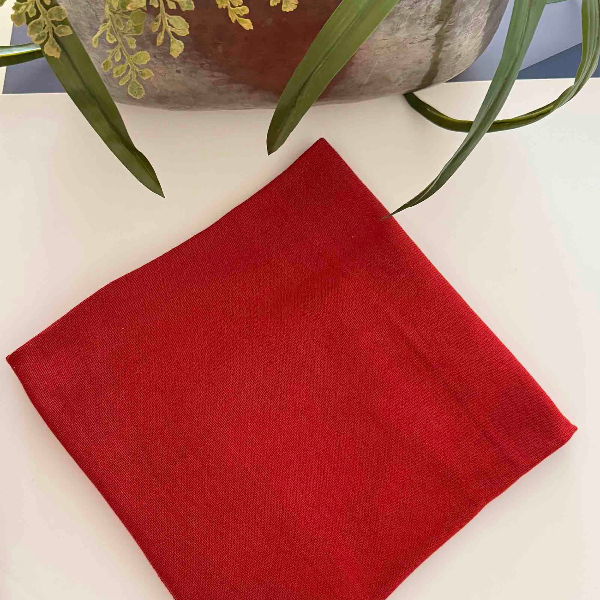 Manta em Tricot Lisa para Maternidade Vermelha — foto 1