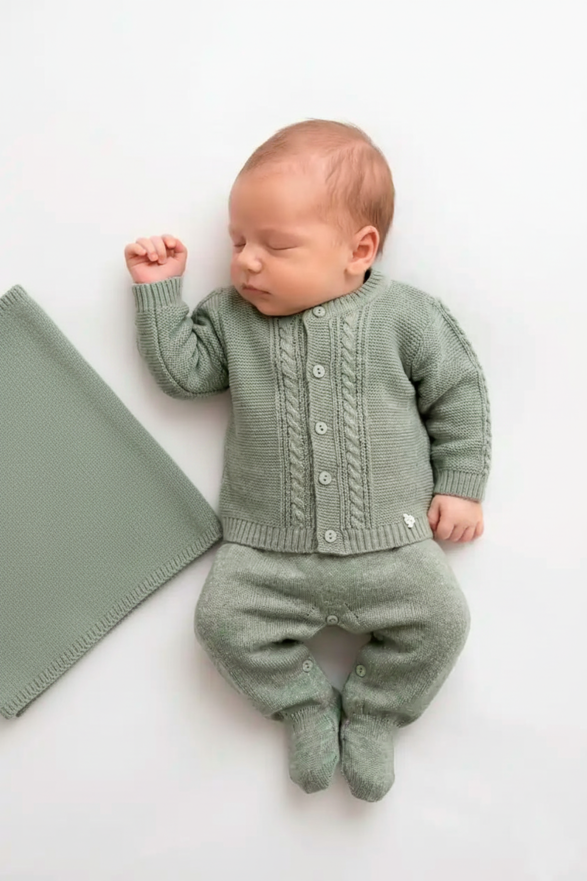 Conjunto Salopete e Cardigan em Tricô para Maternidade Alex — foto 1