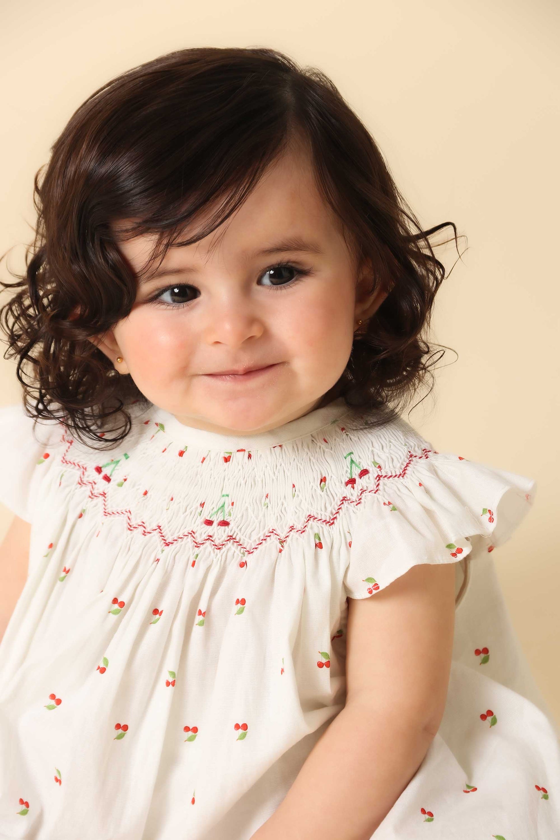 Vestido Russinho Casinha de Abelha com Shorts Estampa Cerejas — foto 2