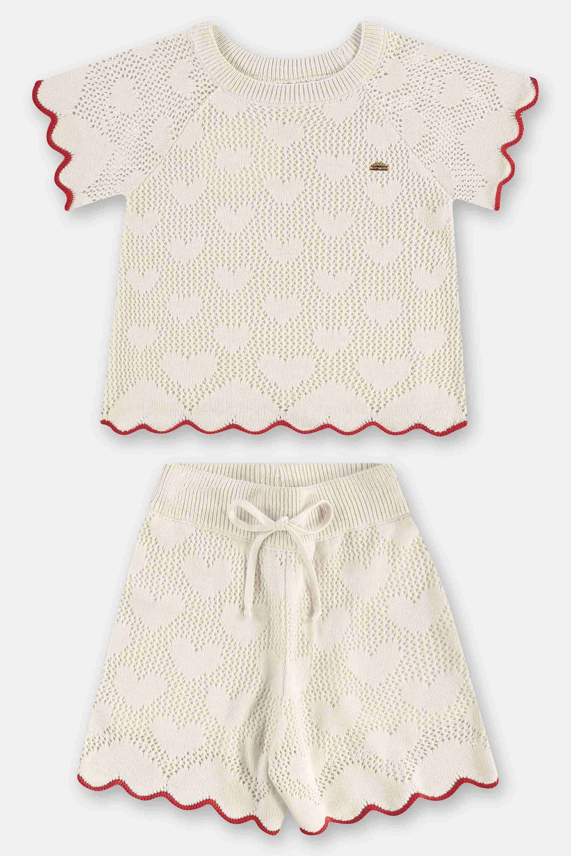 Conjunto Menina Blusa e Shorts em Tricô Bege com Detalhe Vermelho — foto 3