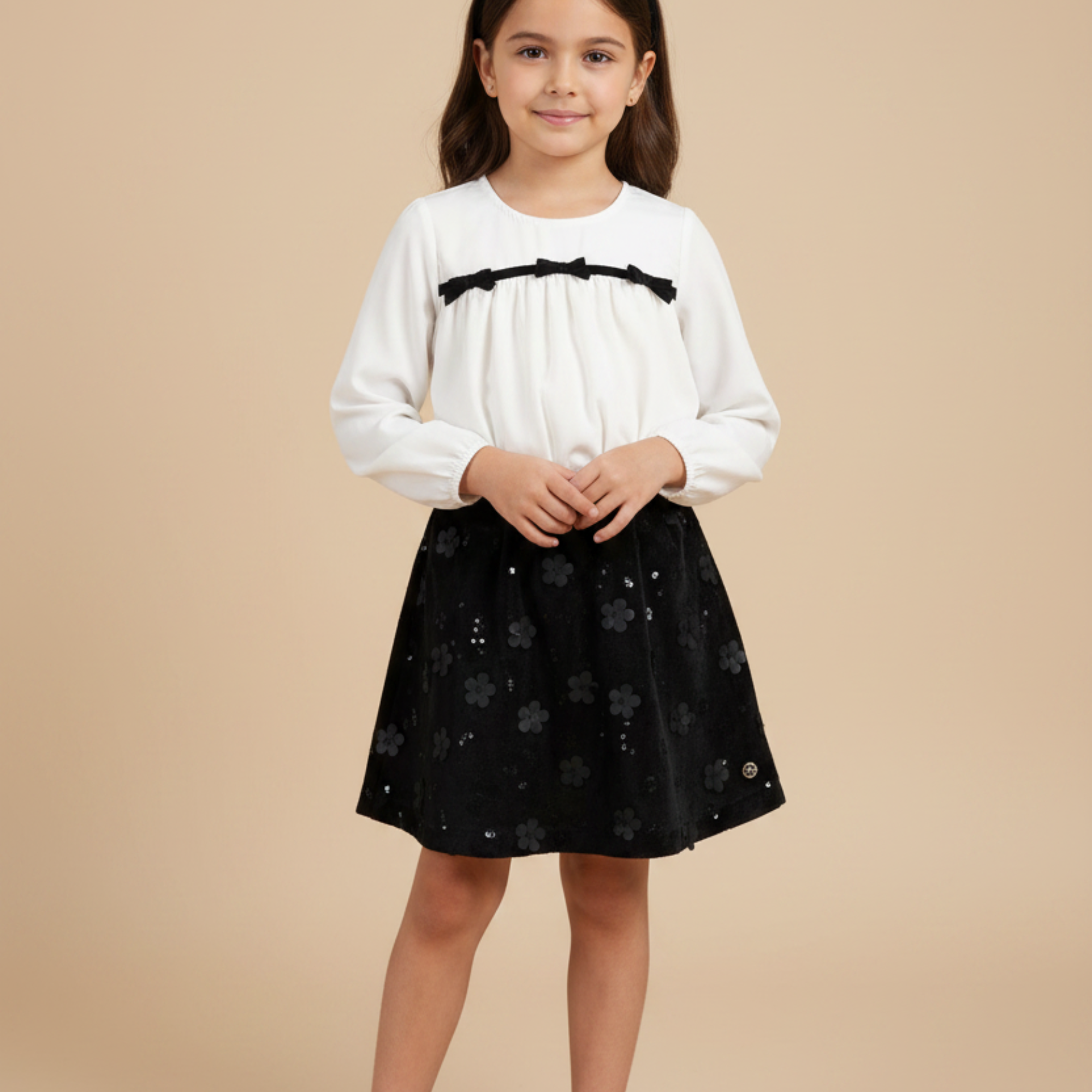 Conjunto Blusa e Saia em Veludo — foto 1