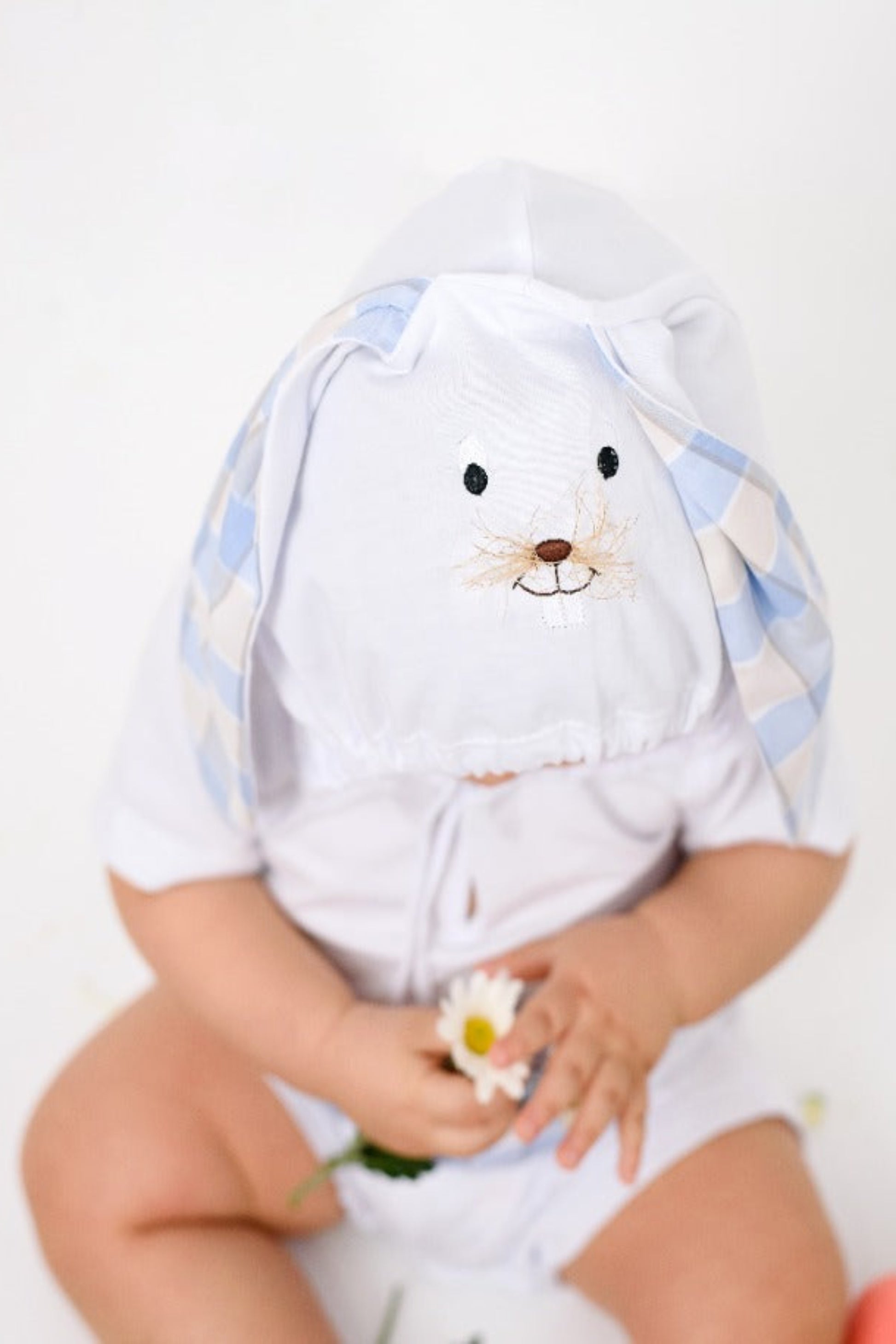 Macaquinho Infantil Masculino Coelho com Filhote — foto 3
