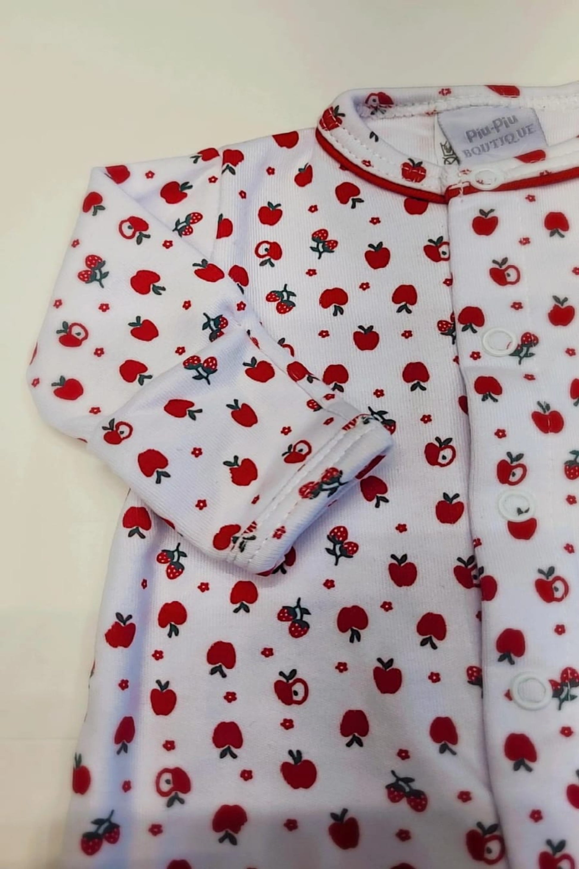 Macacão para Bebê Prematuro em Algodão Egípcio Estampa Maças — foto 3