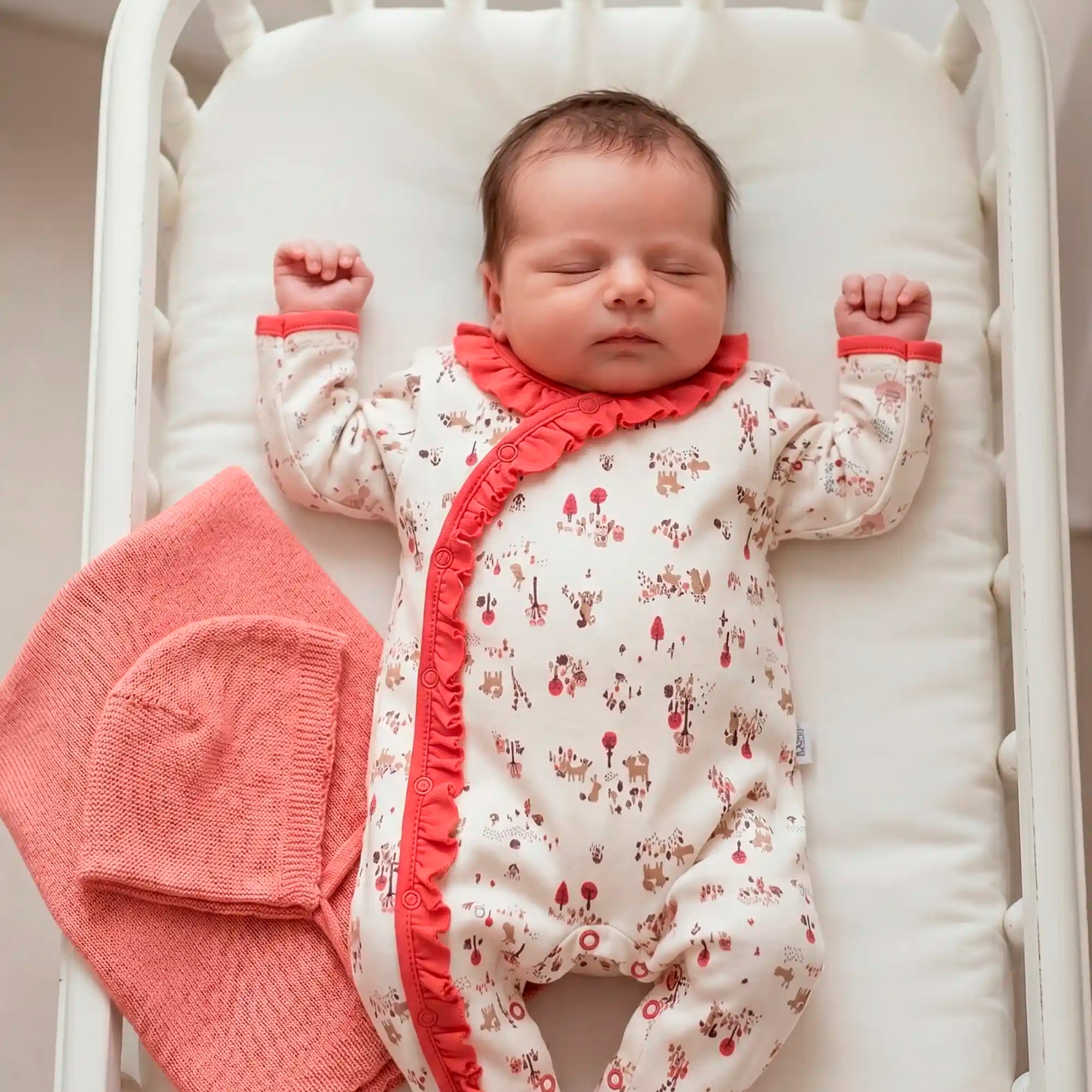 Macacão Comprido com Babadinhos Estampa Raposa Algodão Egípcio — foto 1