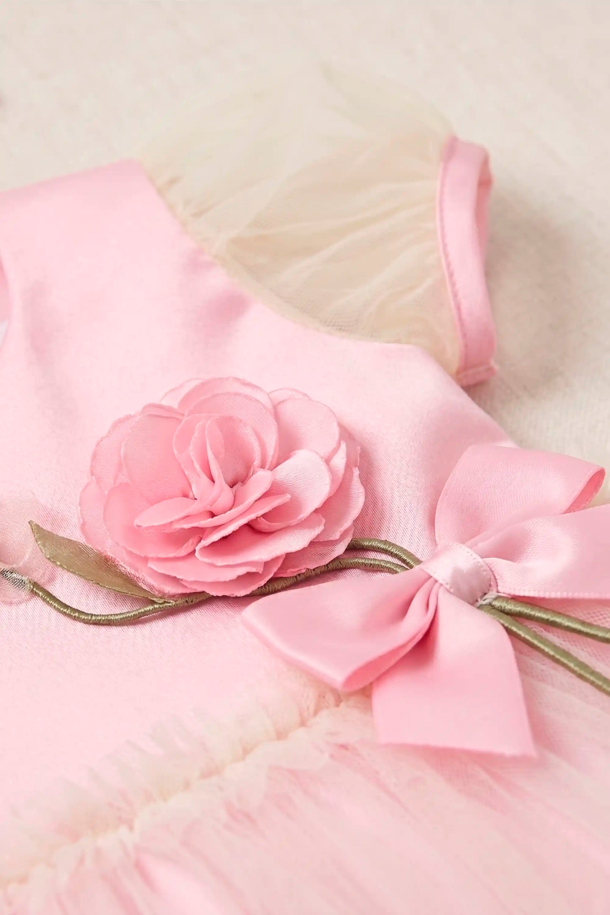Vestido Infantil Festa Rosa com Manga de Tule — foto 3
