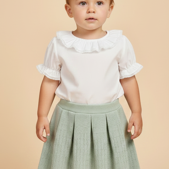 Bata Infantil para Meninas em Cambraia de Algodão Bianca - Delicadeza e Conforto