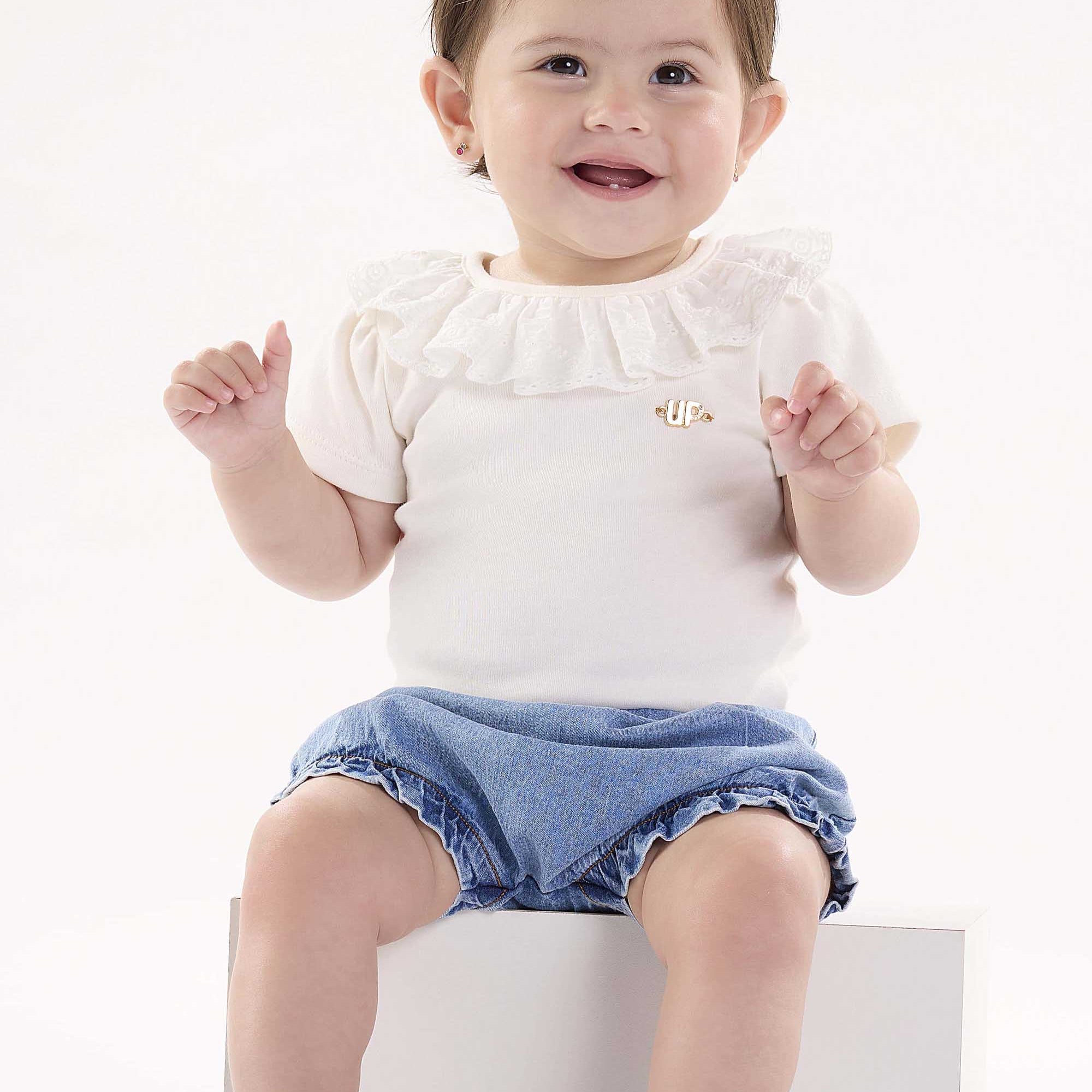 Body Manga Curta com Gola Renda Off White — foto 1