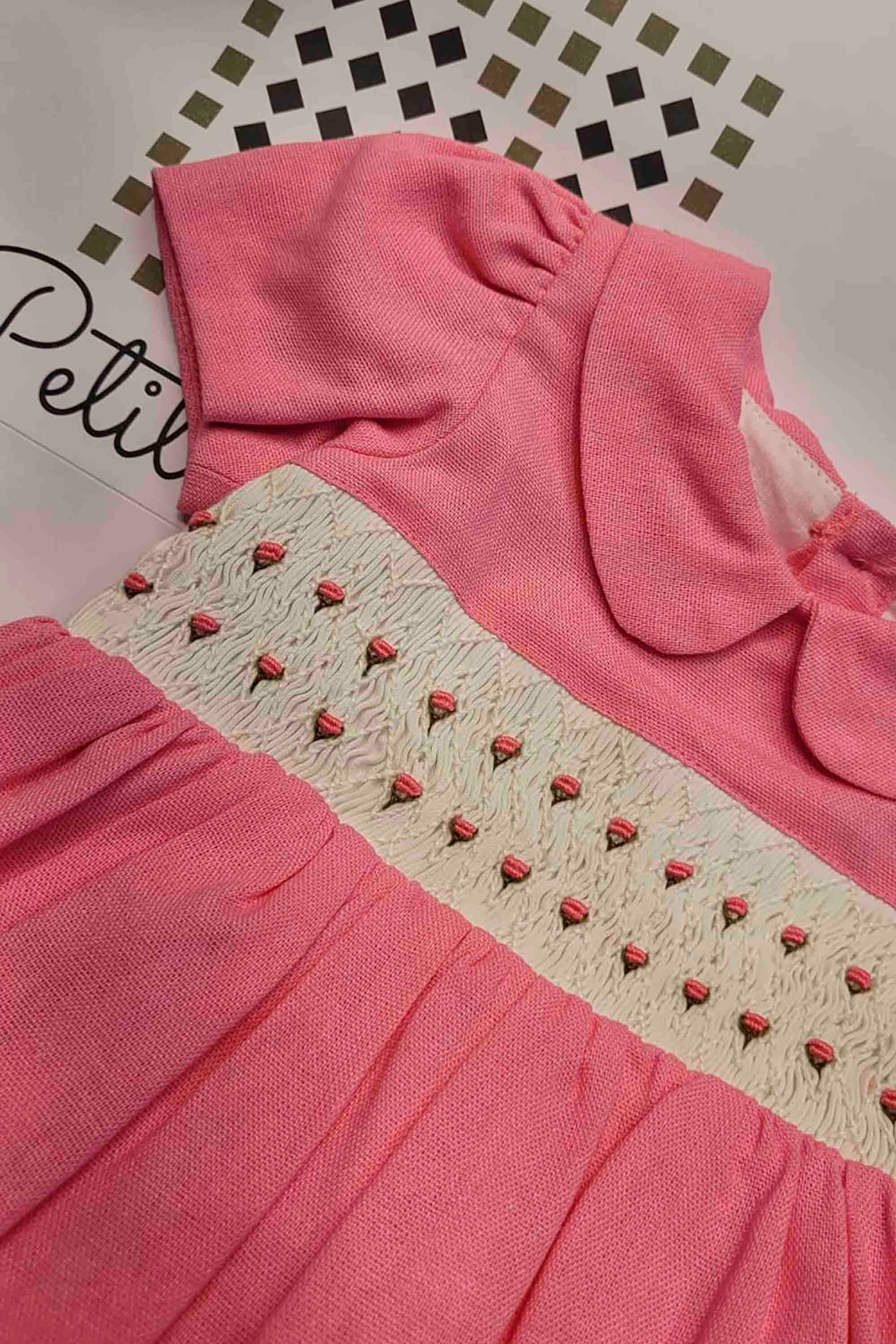 Vestido Baby Casinha de Abelha em Linho Rosa — foto 5