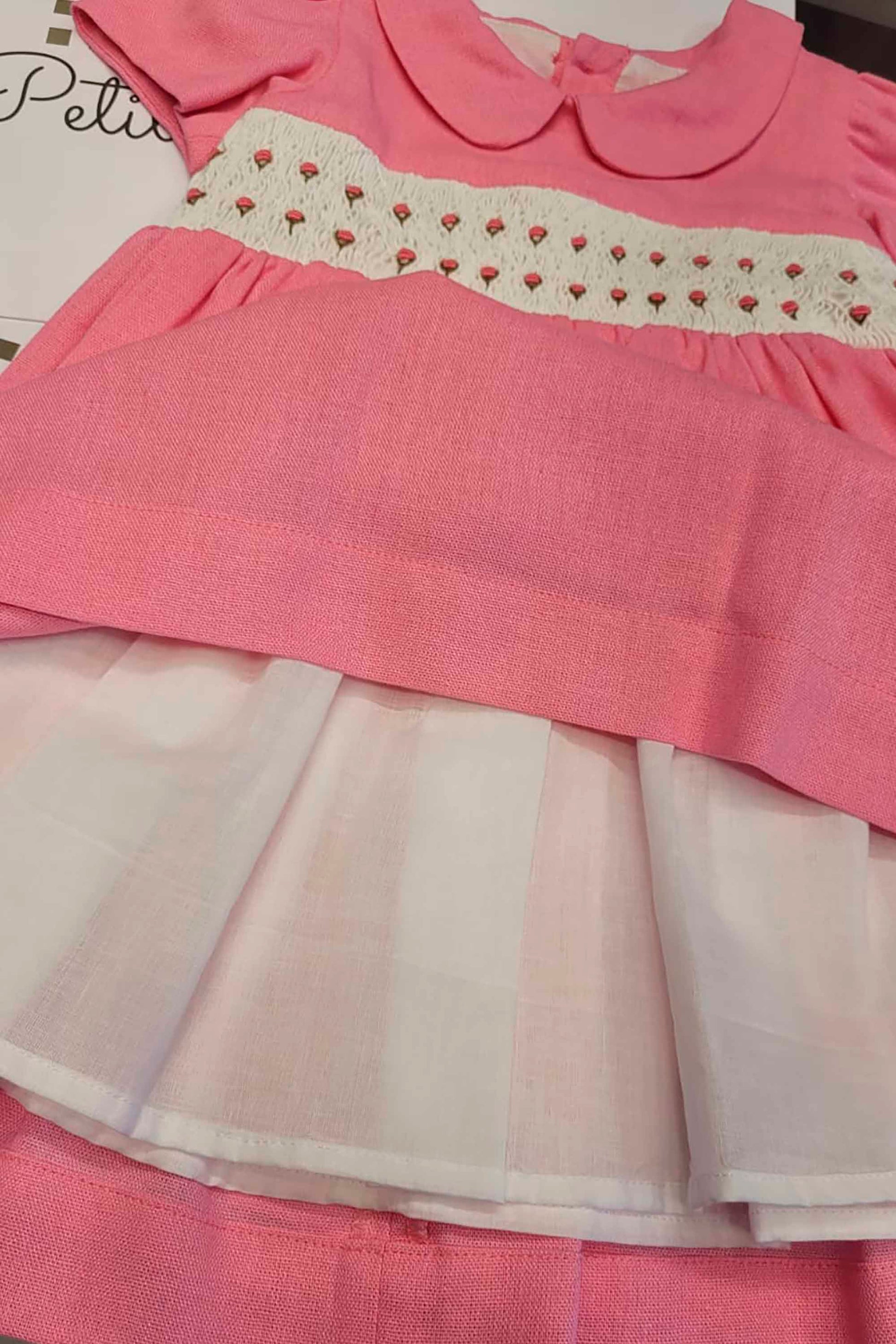 Vestido Baby Casinha de Abelha em Linho Rosa — foto 4