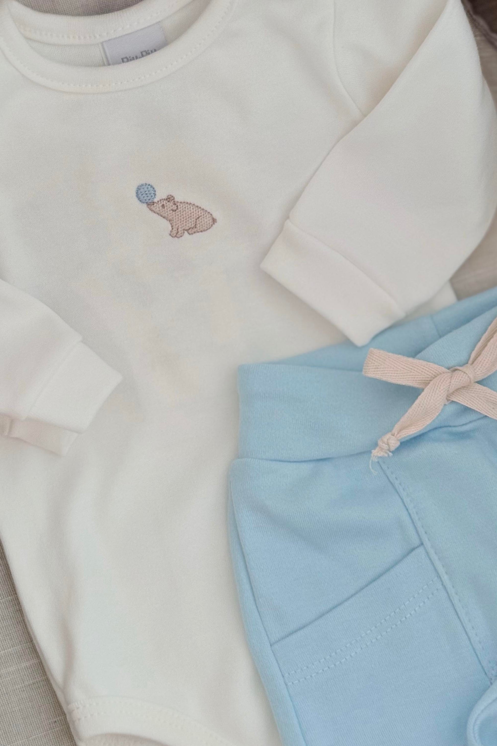 Conjunto para Bebê em Algodão Egípcio - Calça e Body Bordado Ursinho