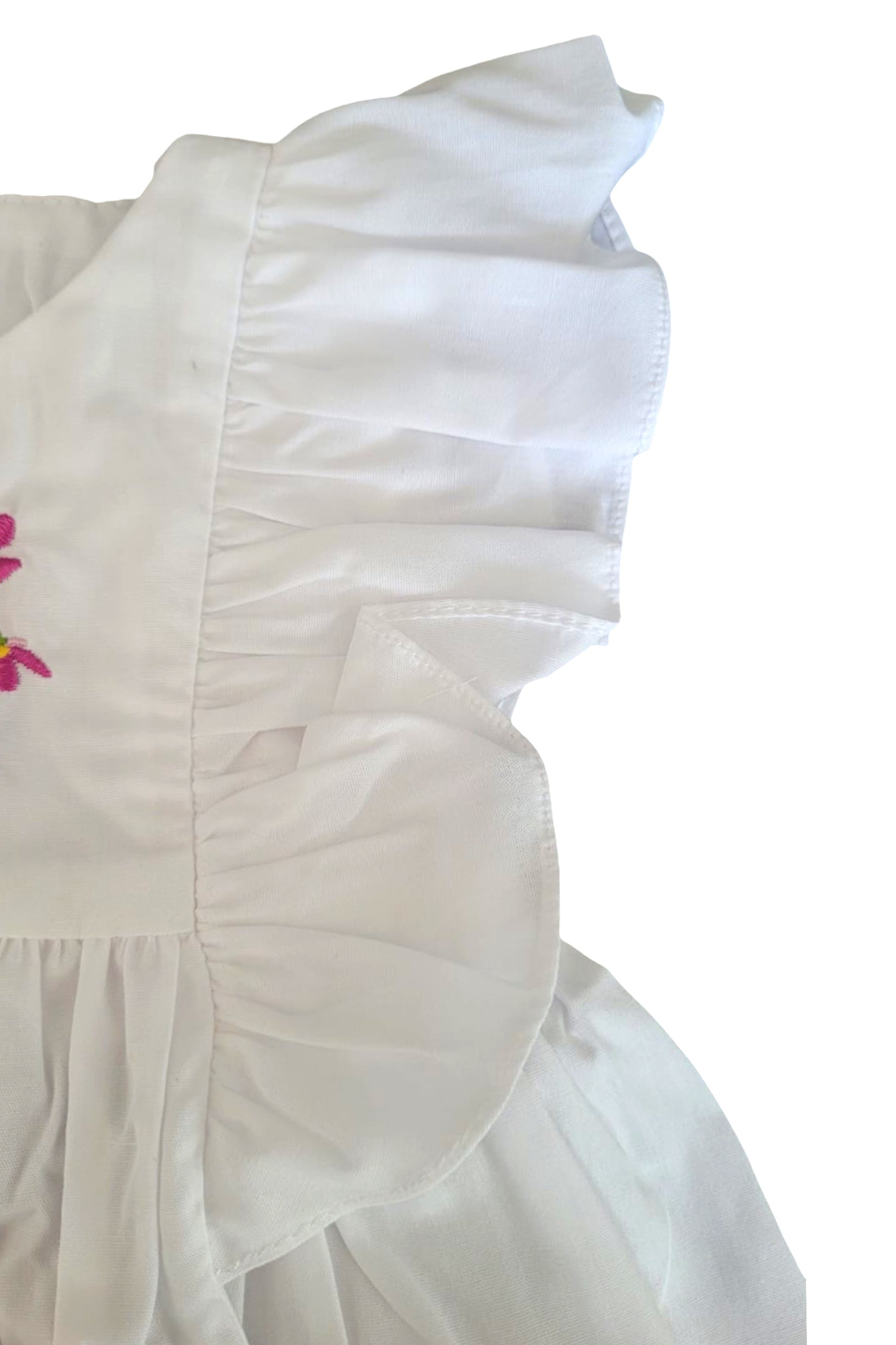 Conjunto Infantil Bata Branca Bordada e Shorts Lilás — foto 4