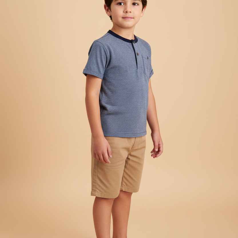 Conjunto Infantil Masculino com Camiseta Blend e Bermuda em Sarja Cáqui