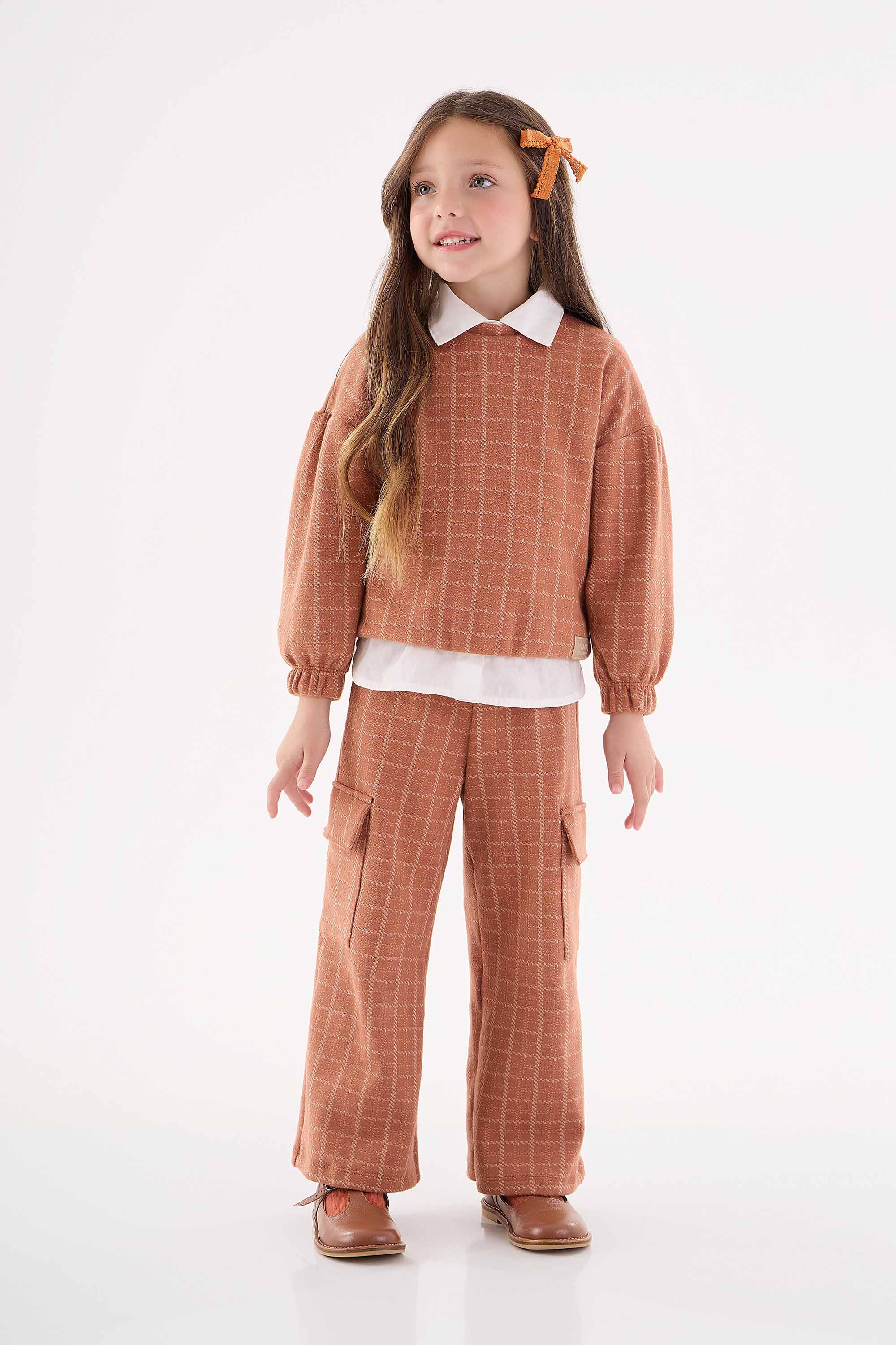 Conjunto Infantil em Malha para Meninas Jacquard Xadrez Marrom — foto 1