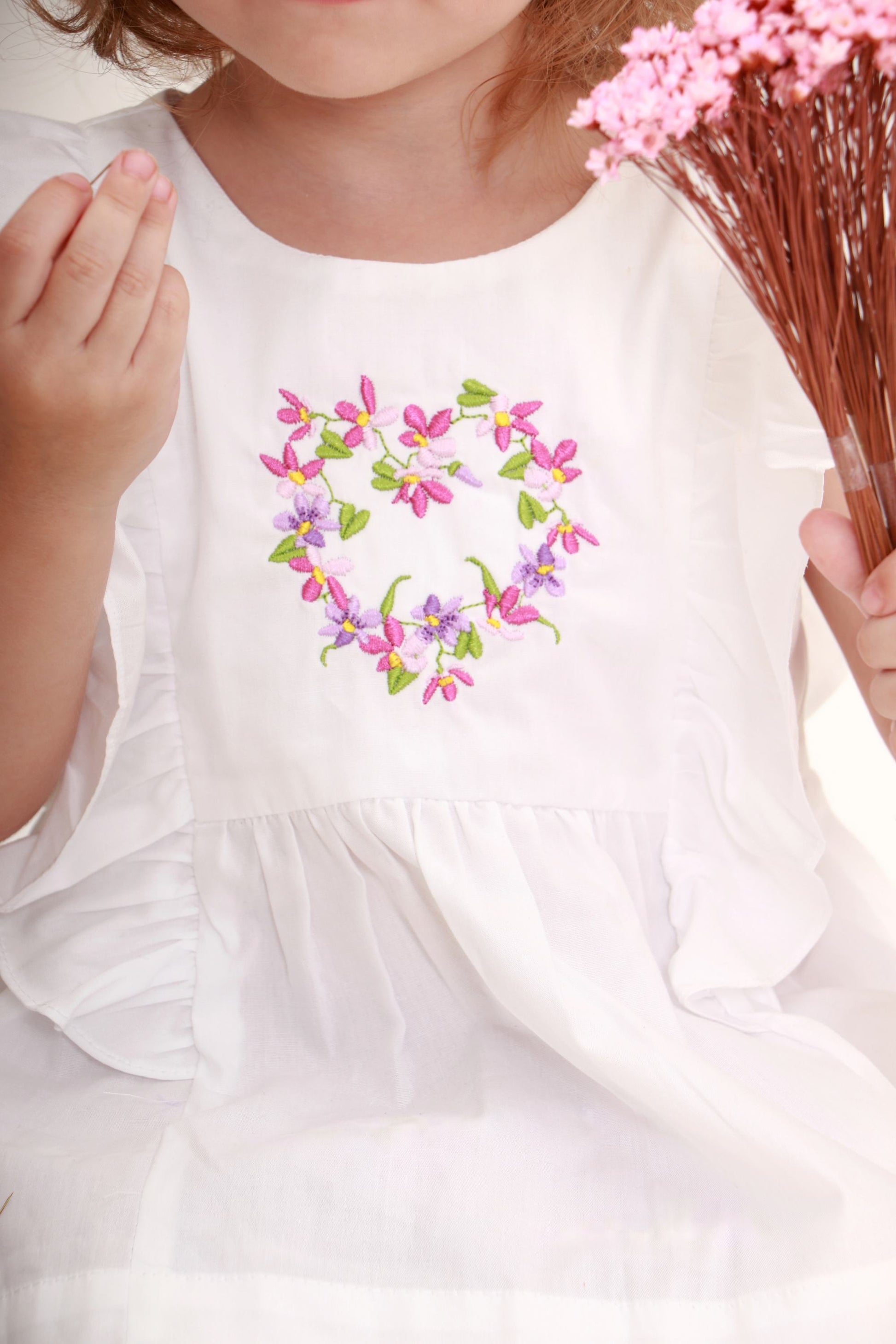 Conjunto Infantil Bata e Shorts Estampa Floral Liberty Exclusivo Petit Nini — foto 3