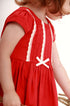 Vestido Infantil Letizia em Fustão com Renda e Nervuras Vermelho — foto 5
