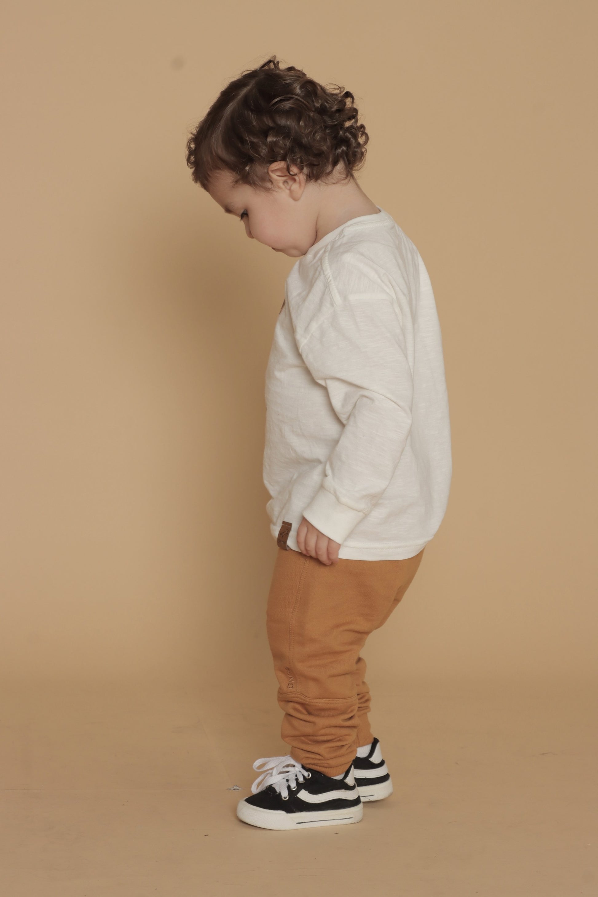 Calça de Moletom Bebê Menino Felpada Cor Caramelo — foto 3