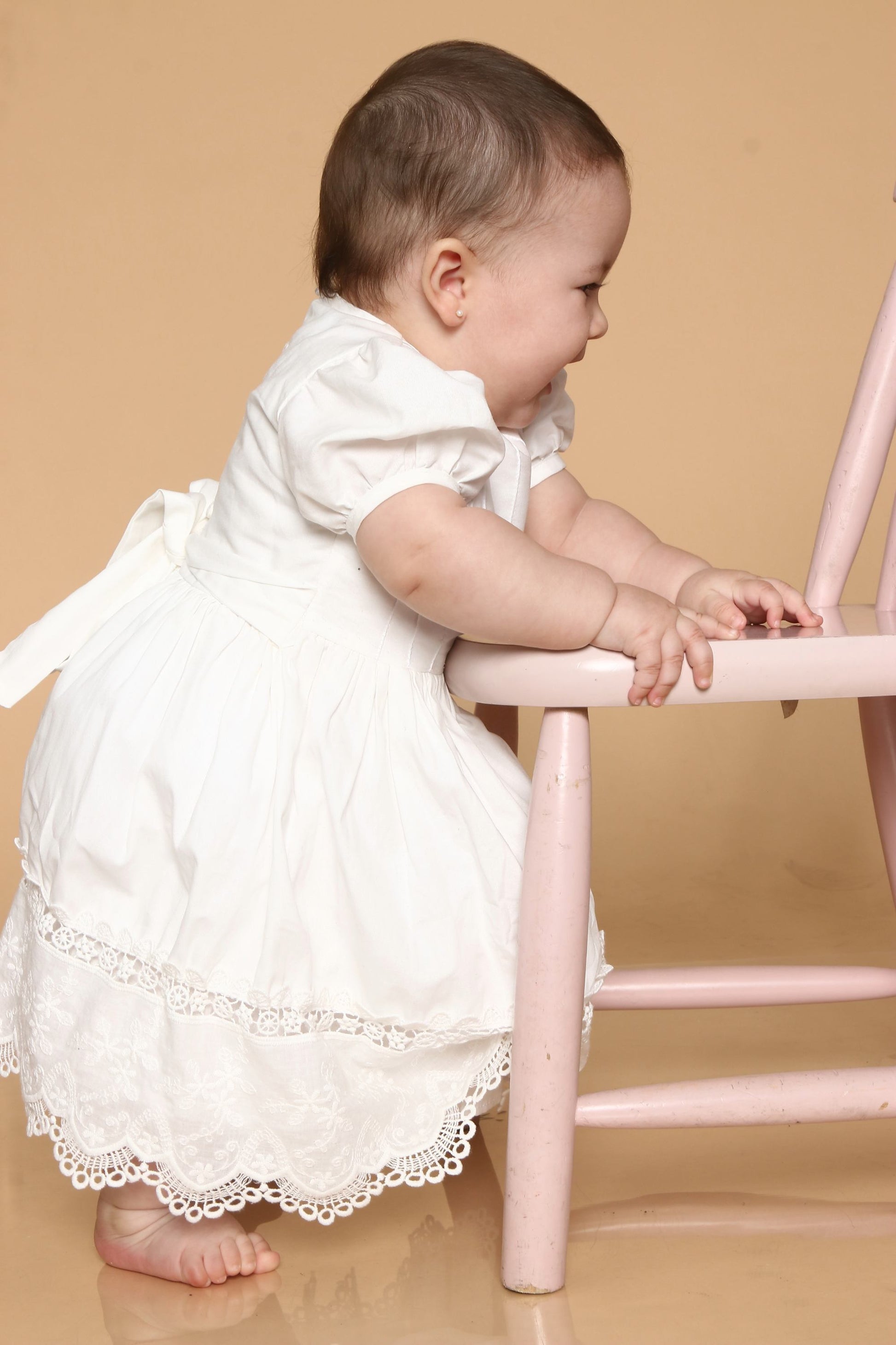 Vestido Bebê Barra Renda Branco — foto 4