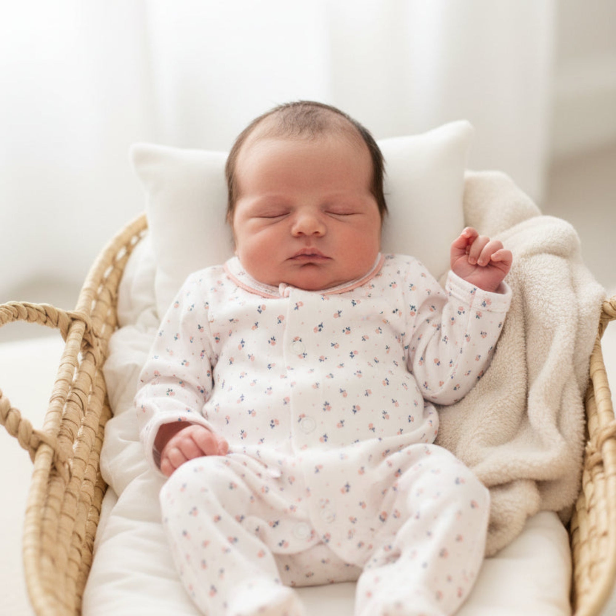 Macacão para Bebê Prematuro em Algodão Egípcio Estampa Margaridas — foto 1
