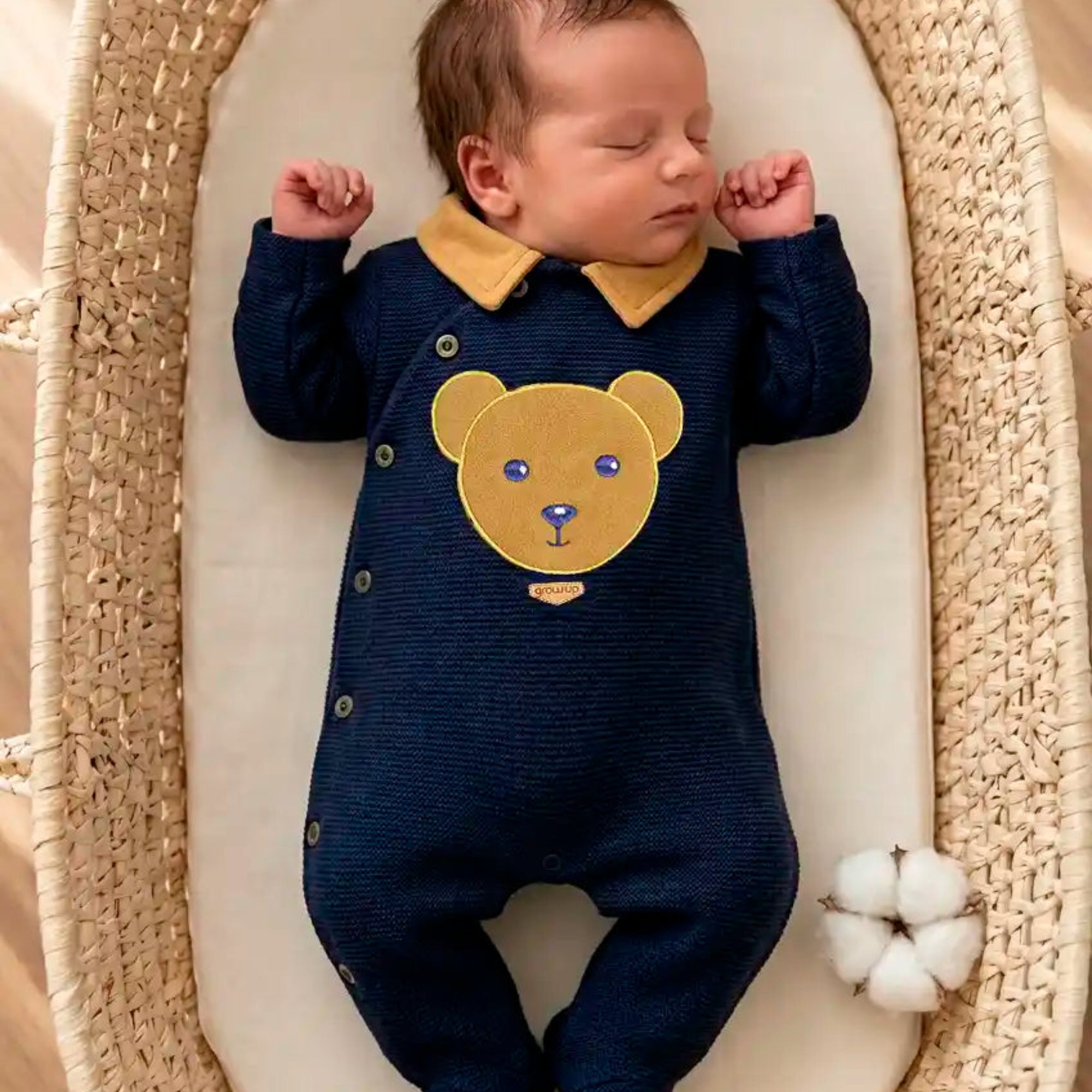 Macacão com Gola Bebê Menino Ursinho Azul Marinho — foto 1