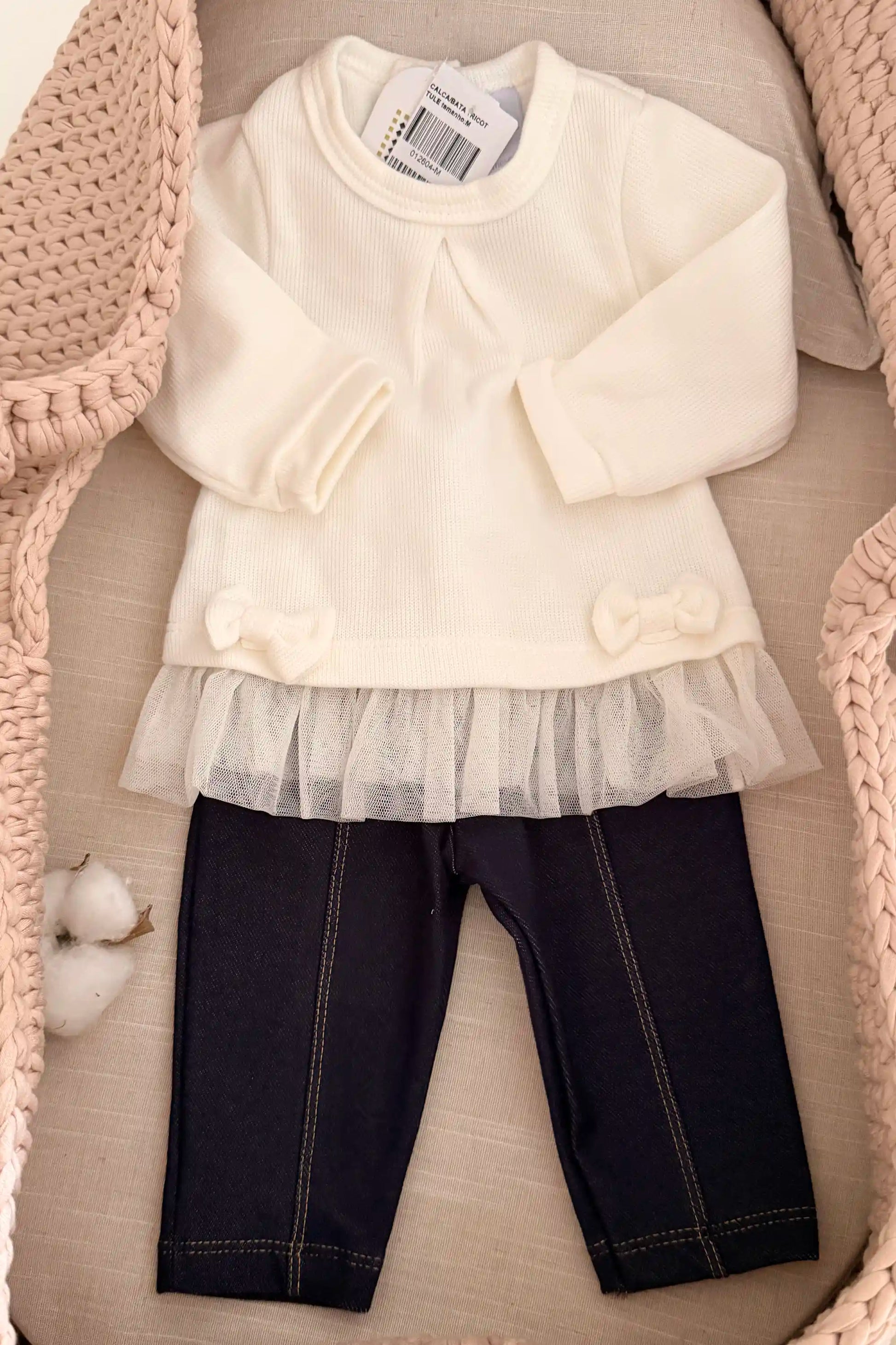 Conjunto Bebê Menina Tricotado com Tule — foto 2