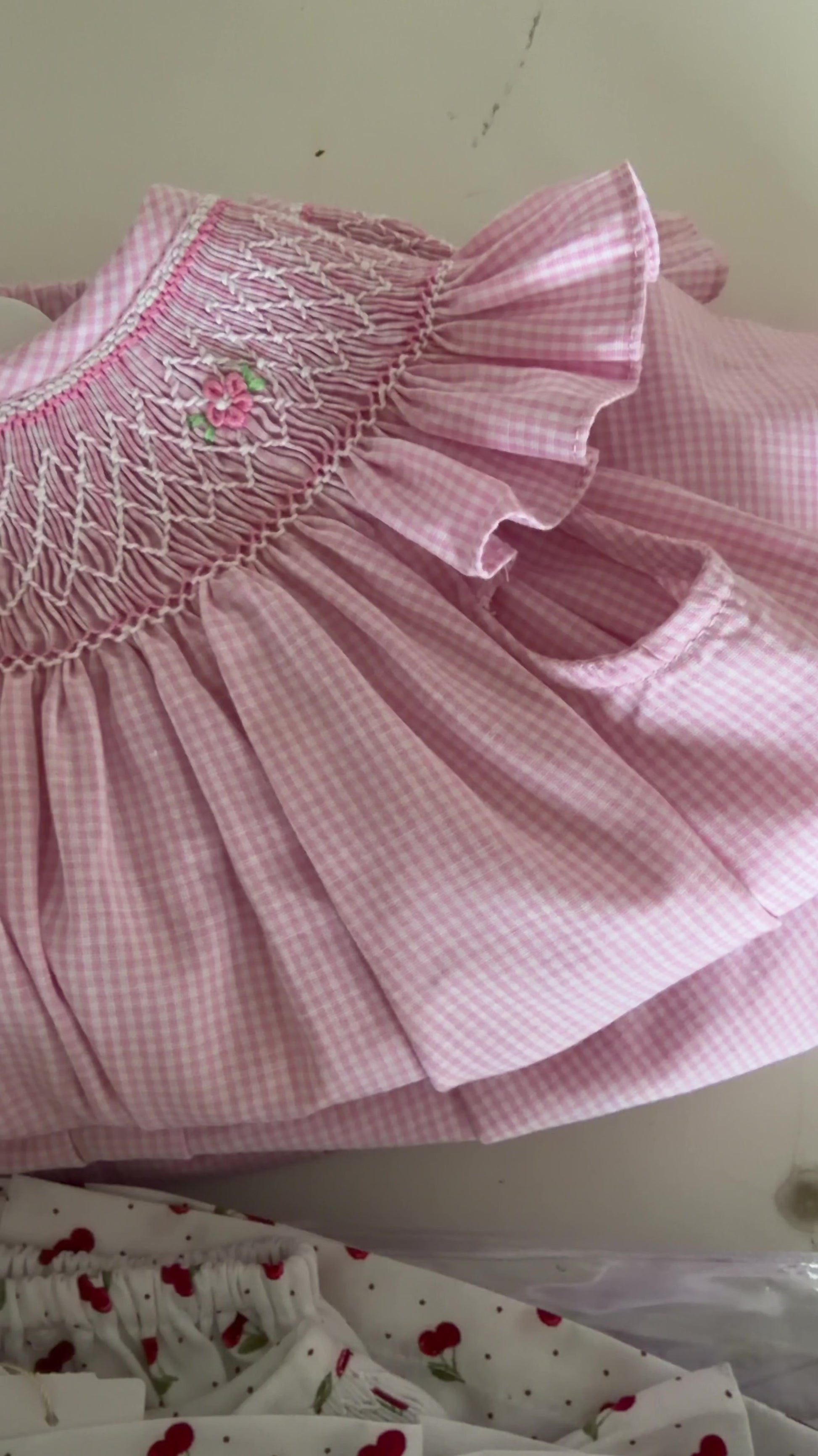 Vestido Russinho Casinha de Abelha Xadrez Rosa