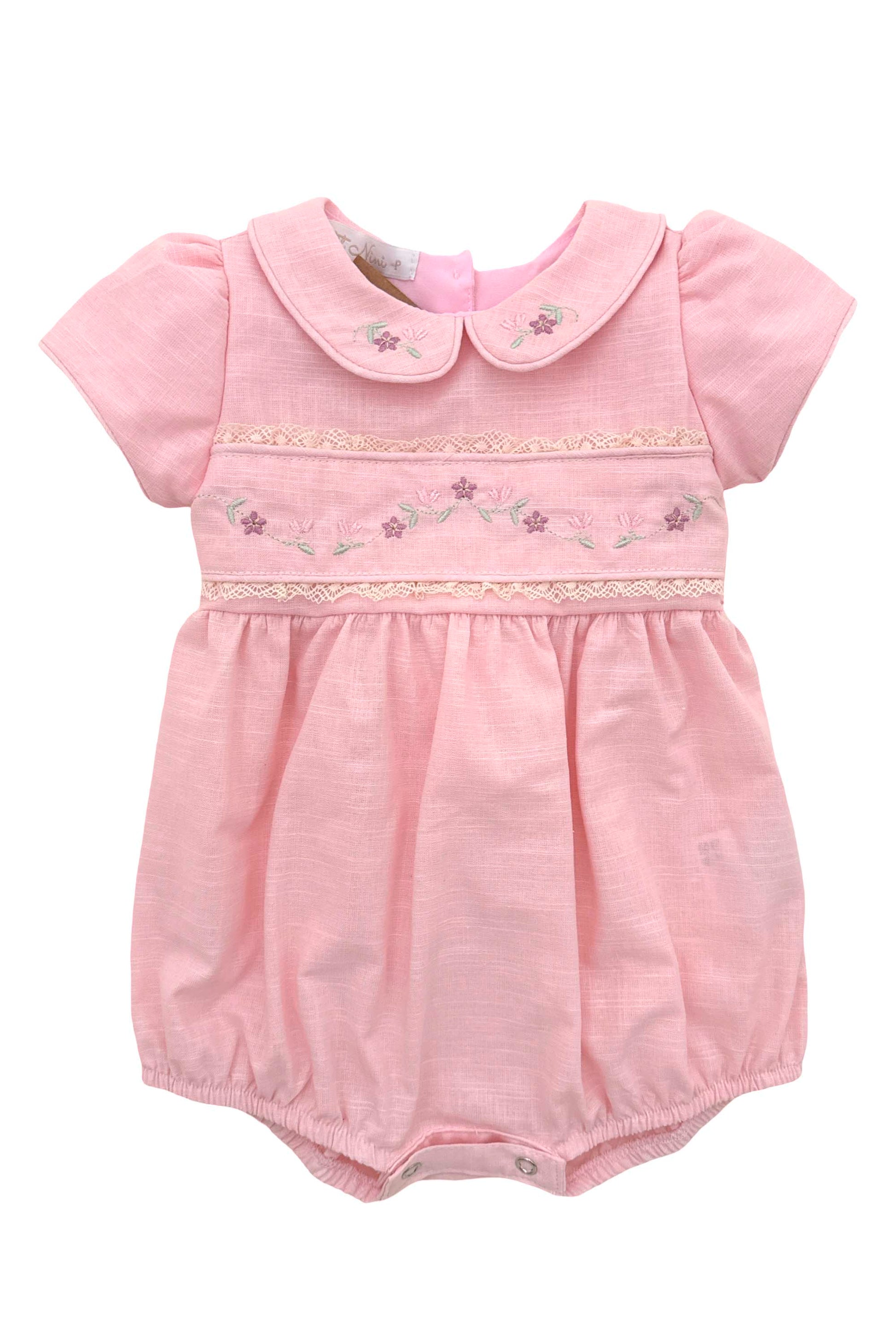 Romper Infantil de Linho Rosa com Bordados e Renda — foto 1