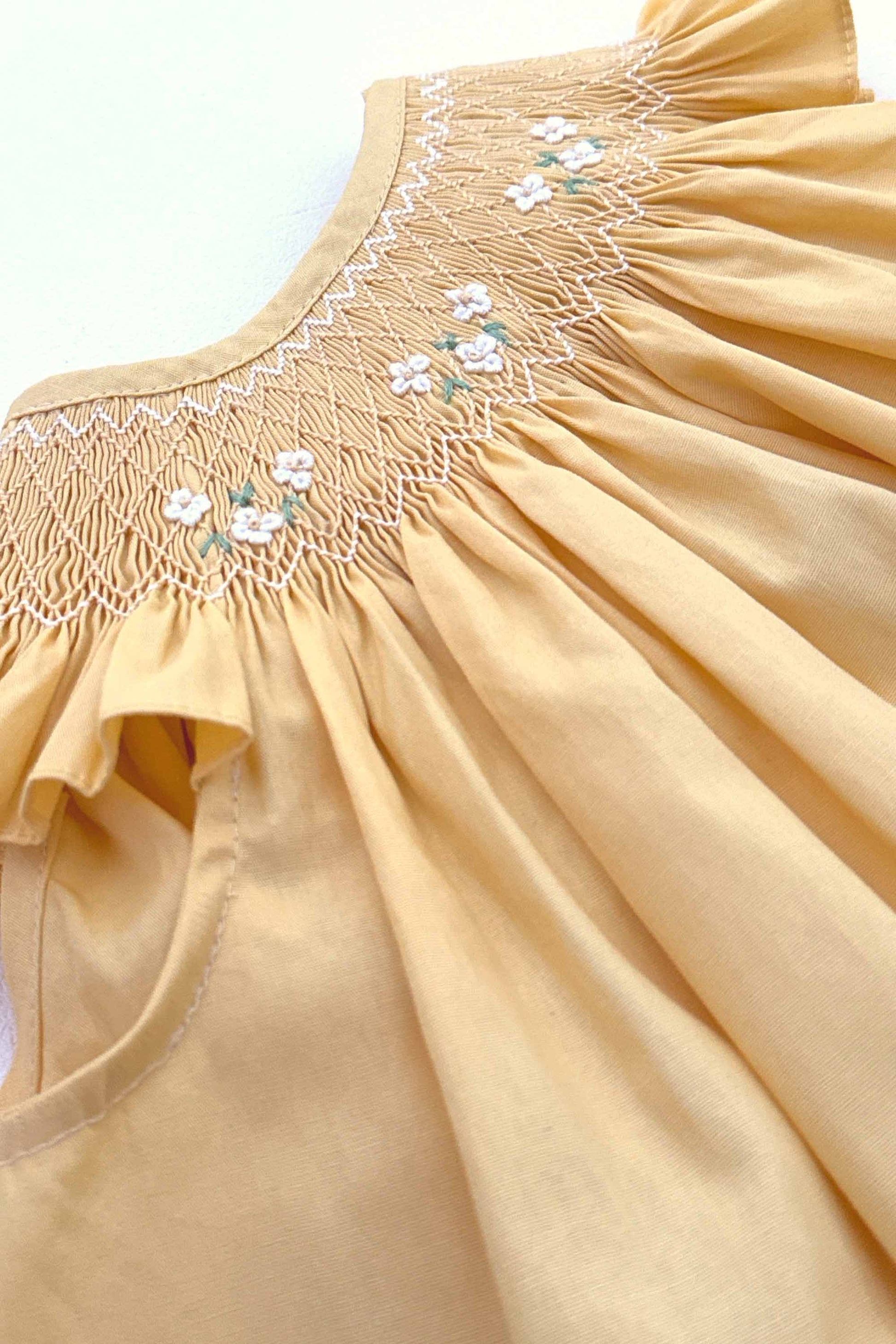 Vestido Russinho Casinha de abelha Bebê Menina Amarelo Bordado