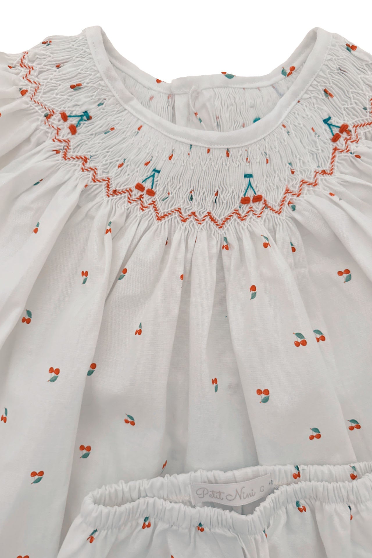 Vestido Russinho Casinha de Abelha com Shorts Estampa Cerejas