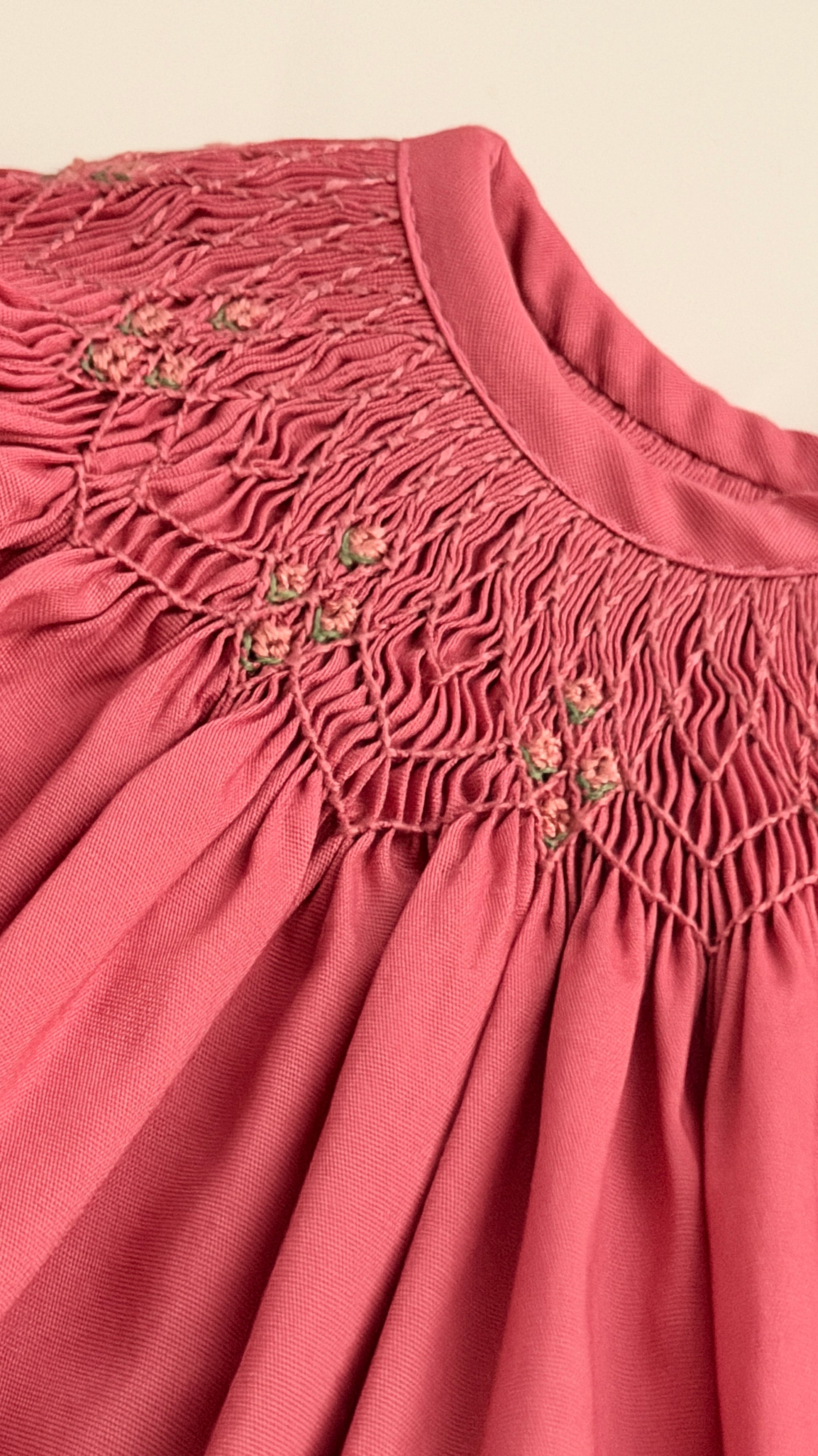 Vestido Bebê Russinho Casinha de Abelha Goiaba