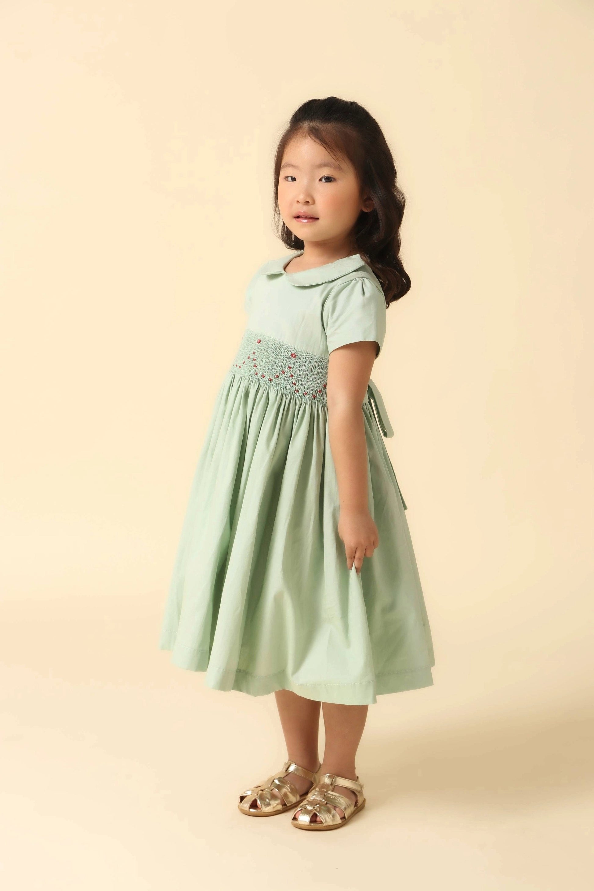 Vestido Infantil Casinha de Abelha Verde Claro