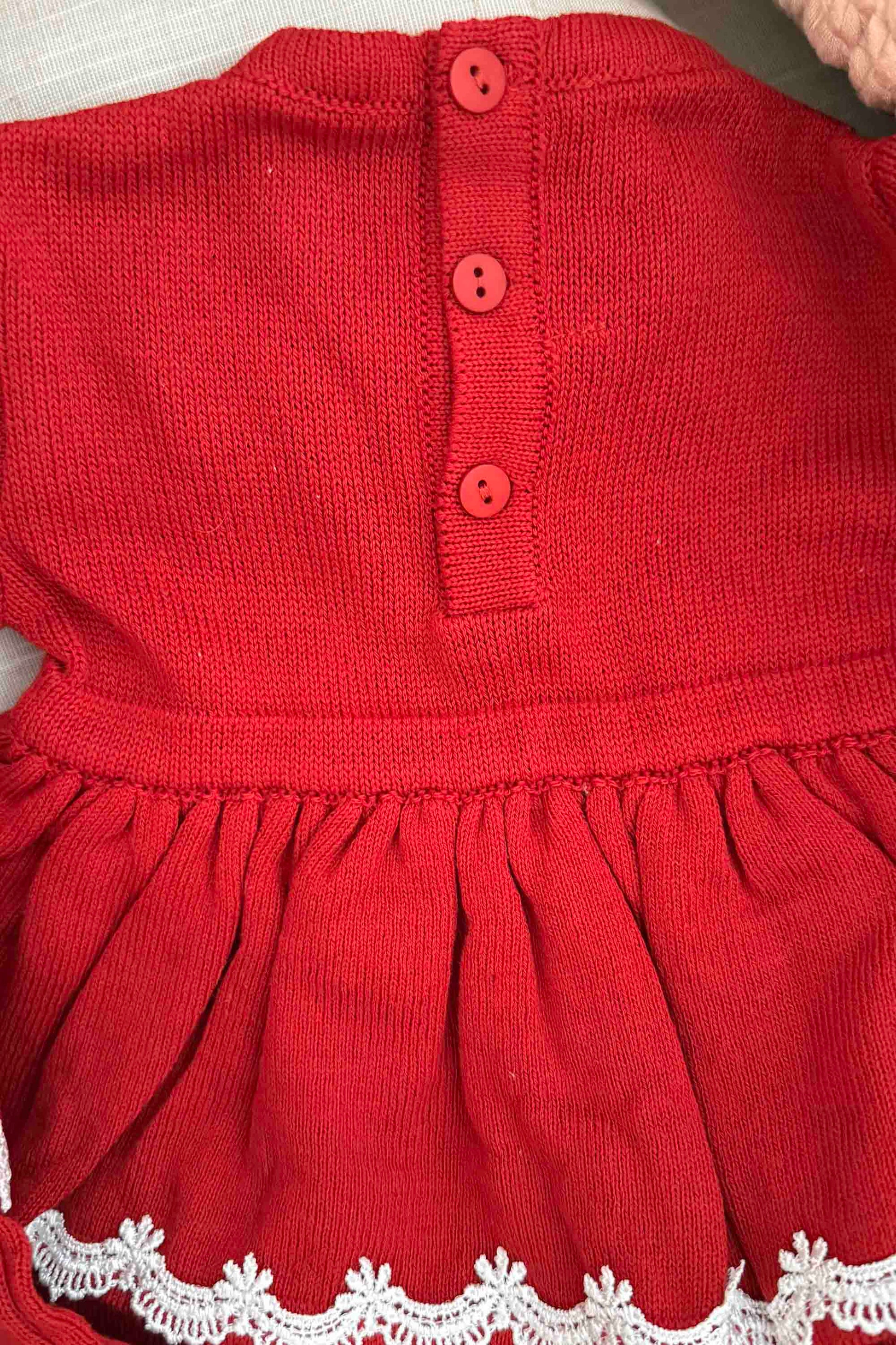 Saída de Maternidade Tricot Luxo Vermelho 2 Babados e Renda — foto 5
