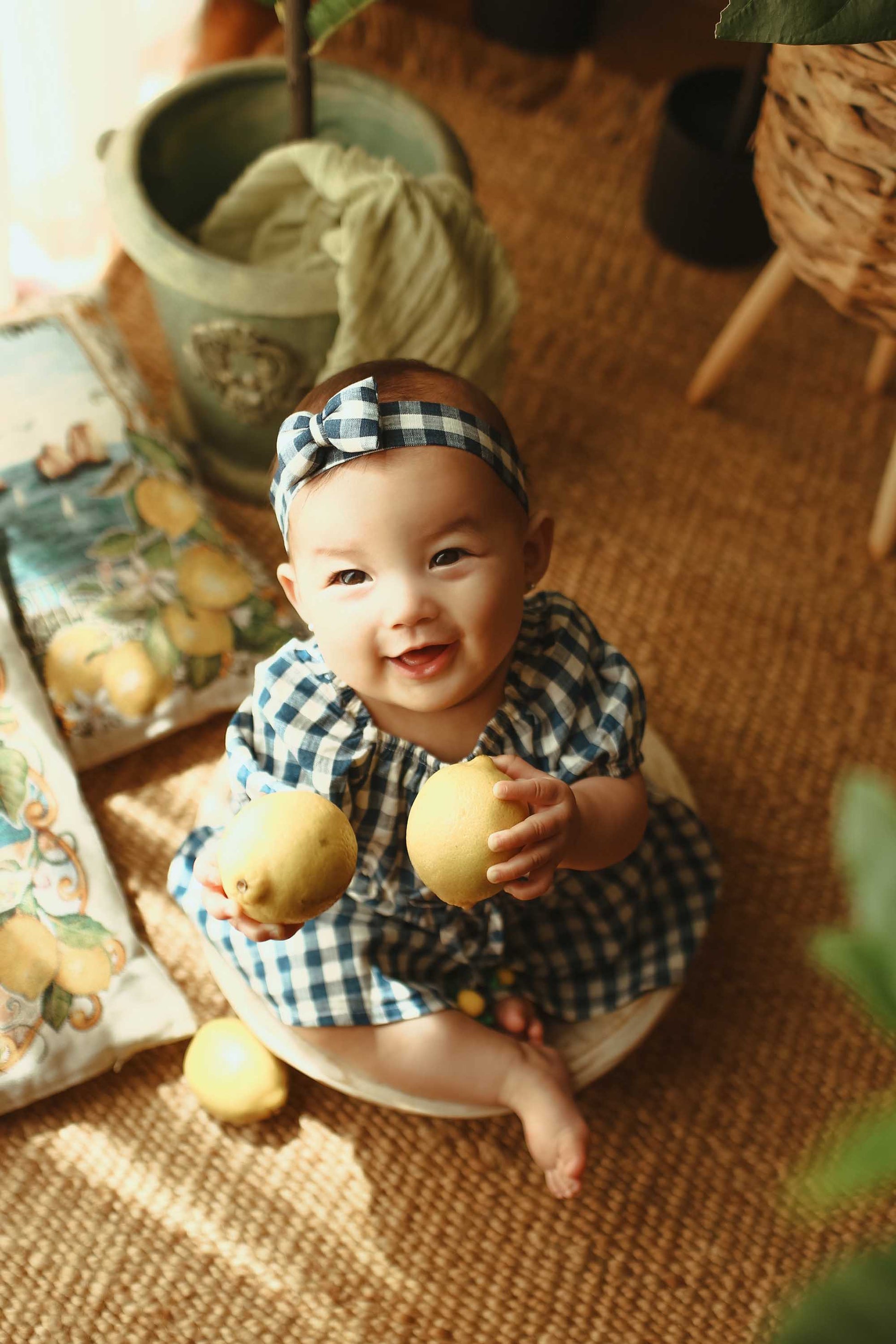 Vestido Bebê Estampa Xadrez Azul Detalhe Limão Citrus — foto 2