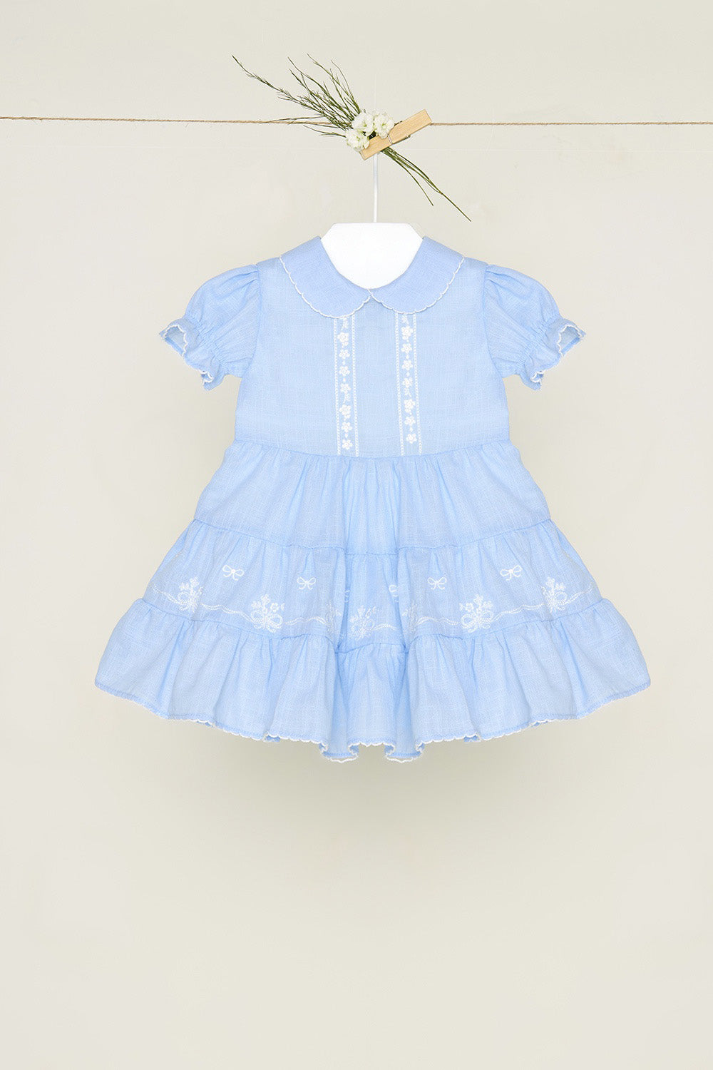 Vestido Cambraia Azul Bordado — foto 2