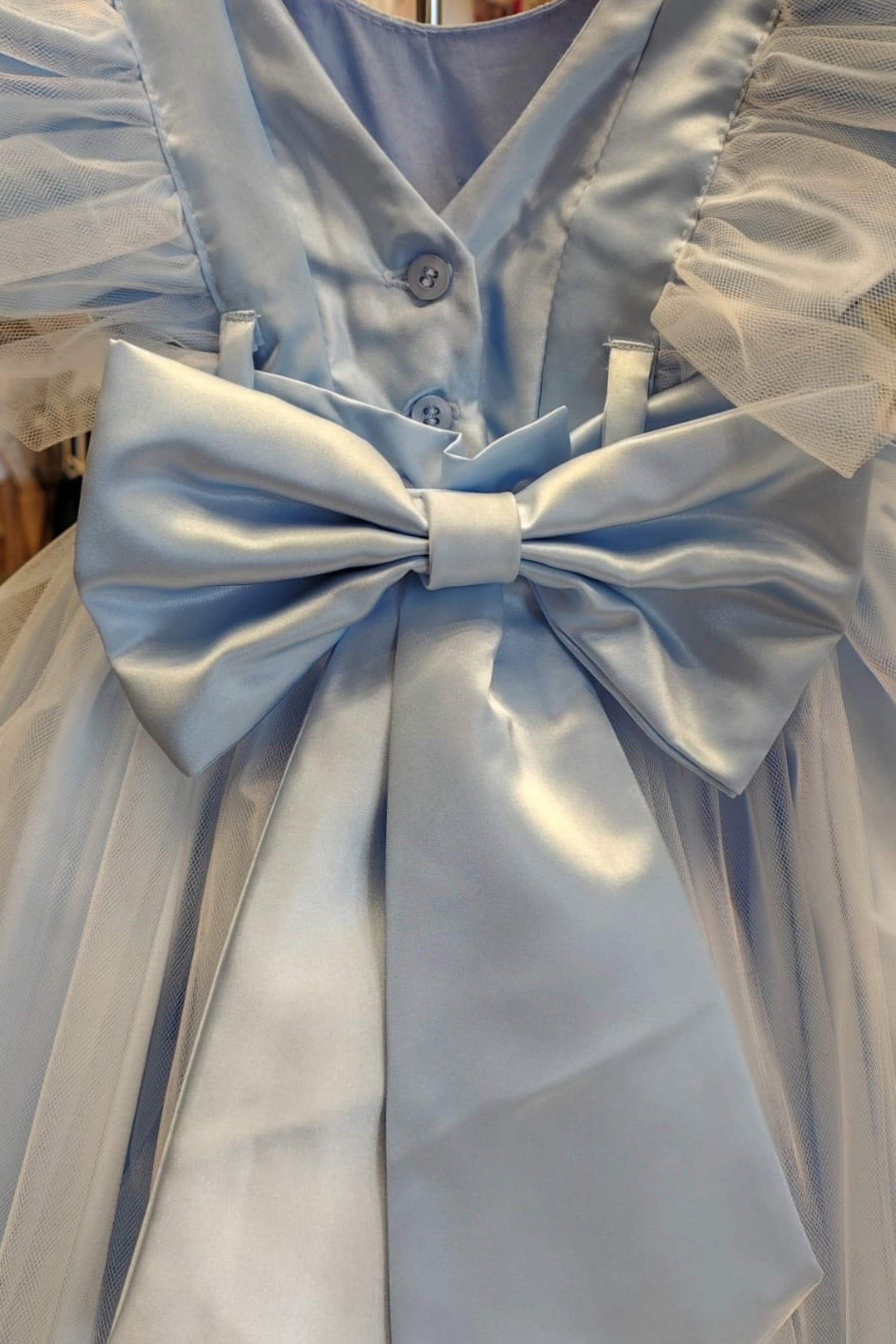 Vestido Infantil Rodado para Festa em Tule Azul com Borboletas — foto 5