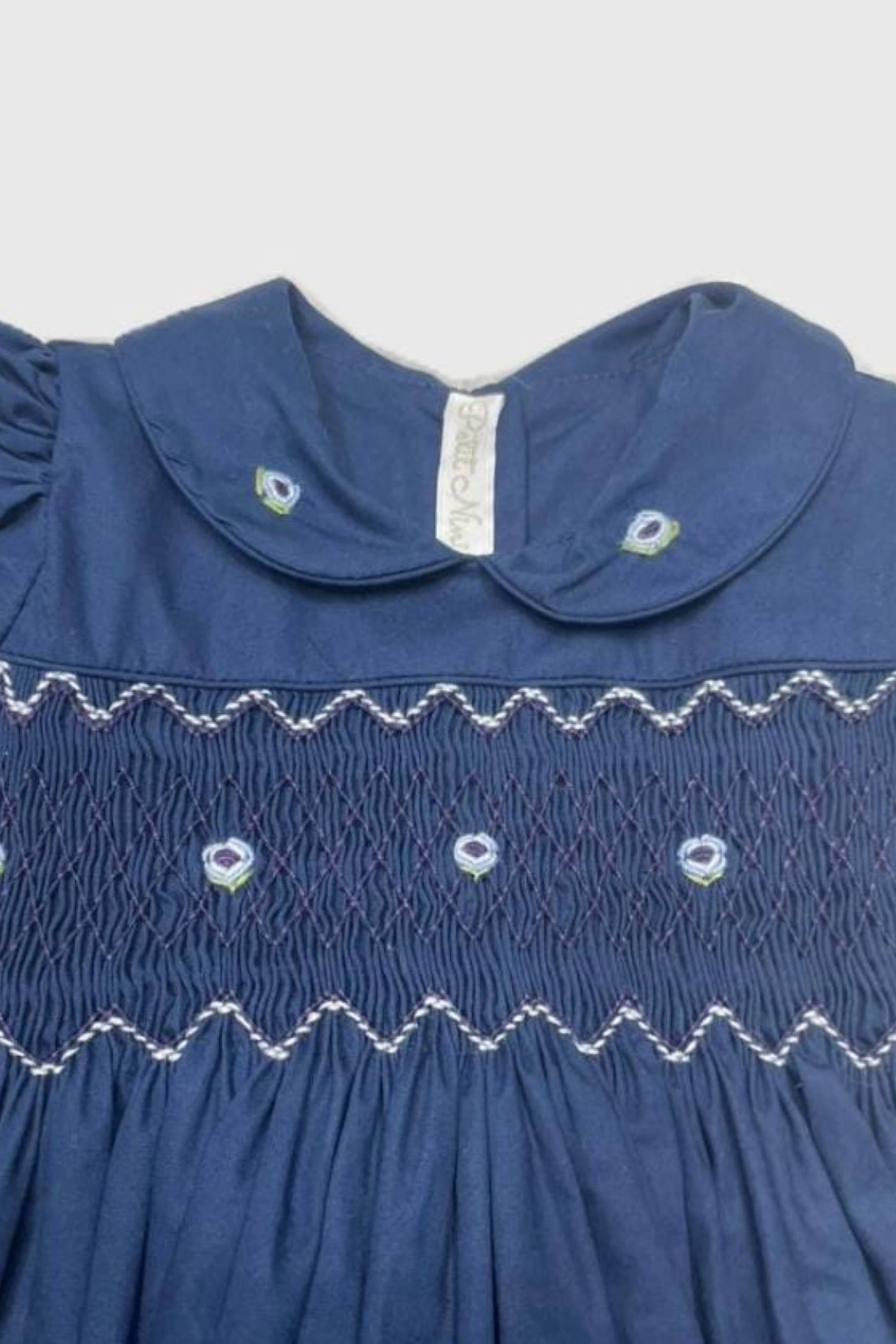 Vestido Casinha de Abelha Bordado Azul Marinho — foto 4